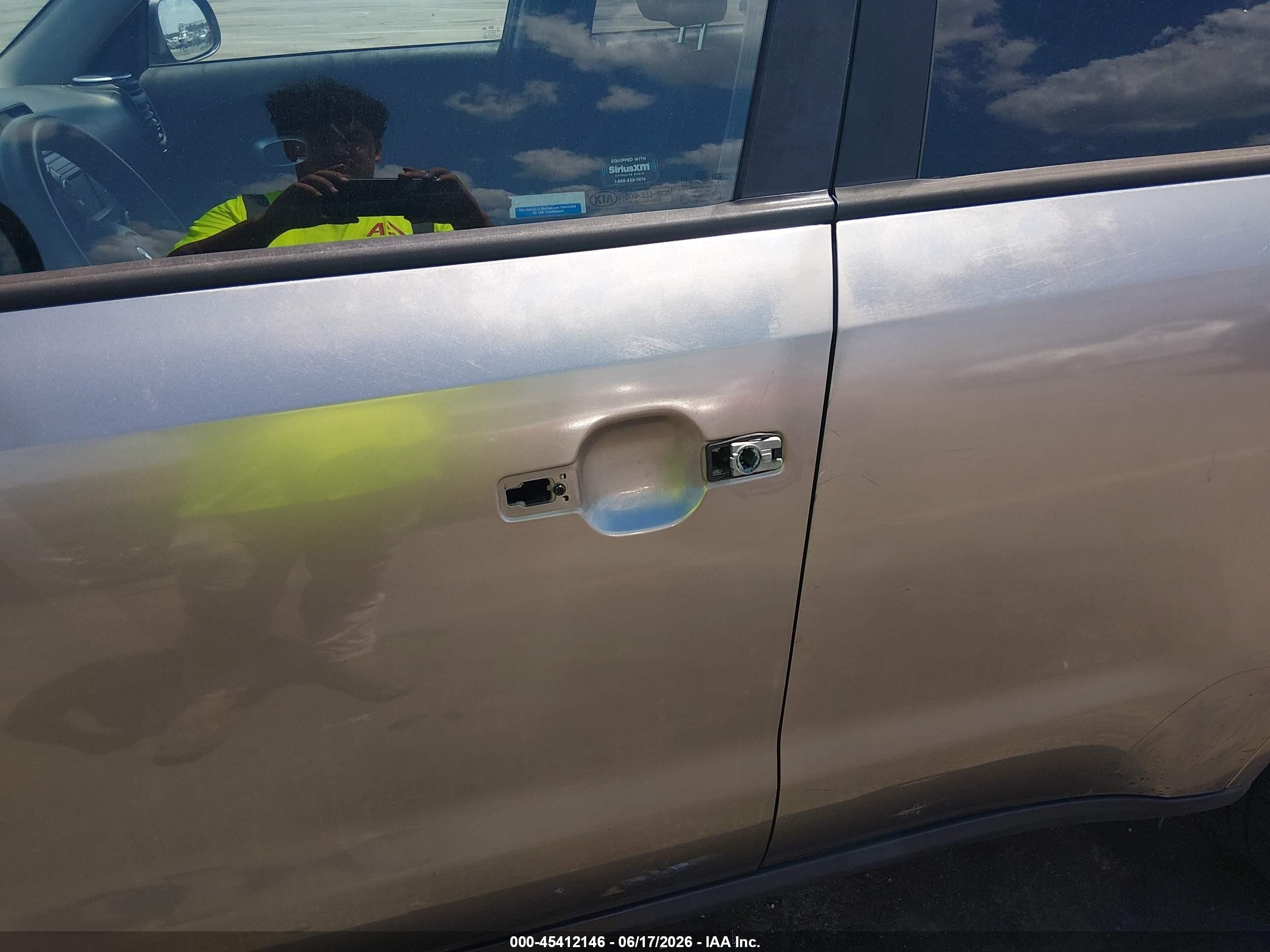 2015 Kia Soul + Silver vin: KNDJP3A59F7153715