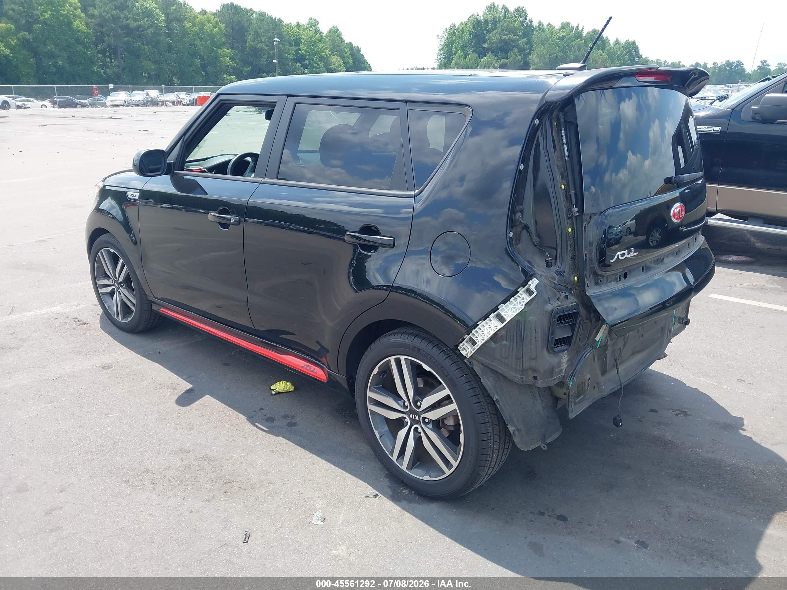 2015 Kia Soul + Black vin: KNDJP3A59F7162270