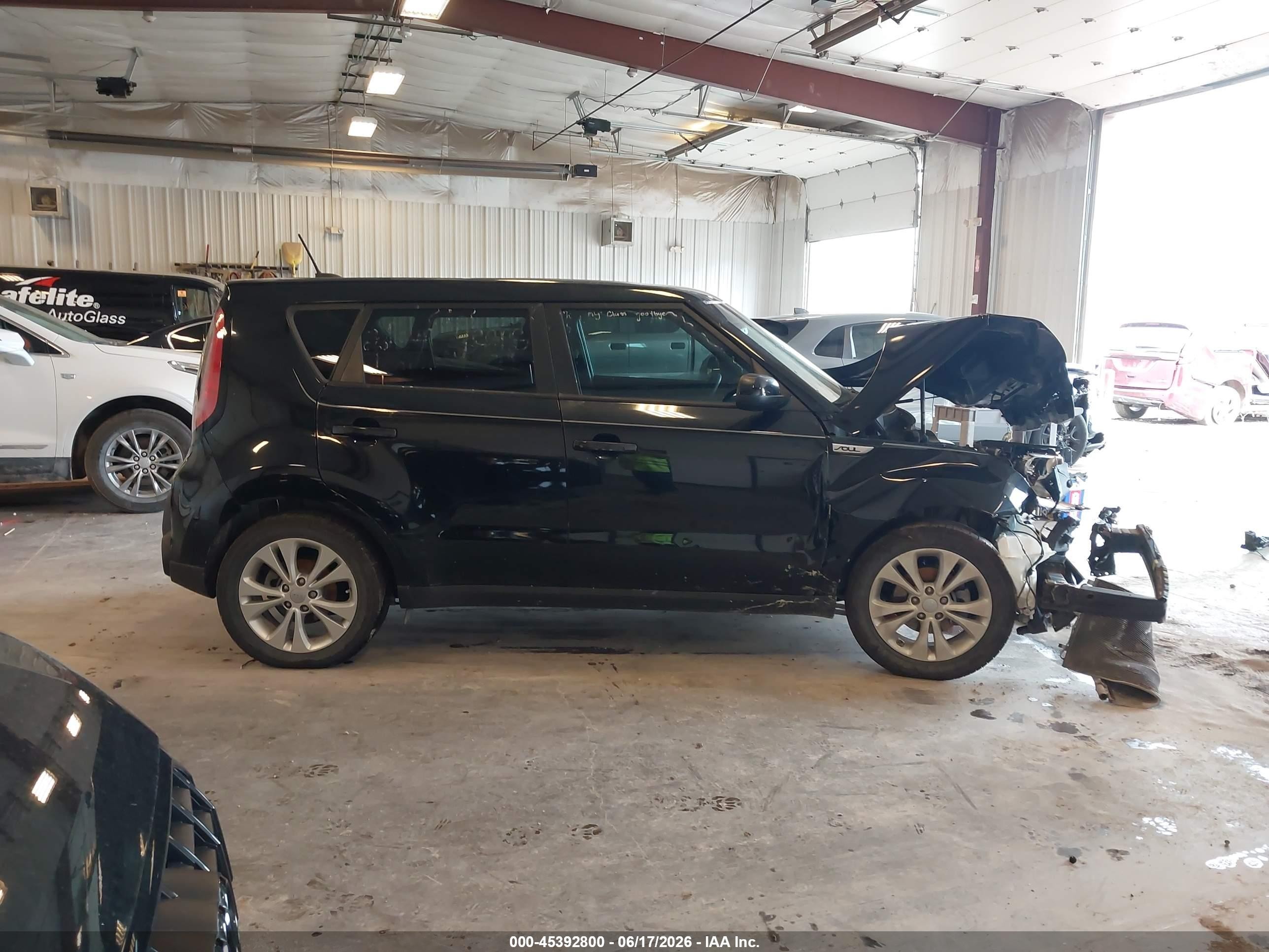 2015 Kia Soul + Черный vin: KNDJP3A59F7185466