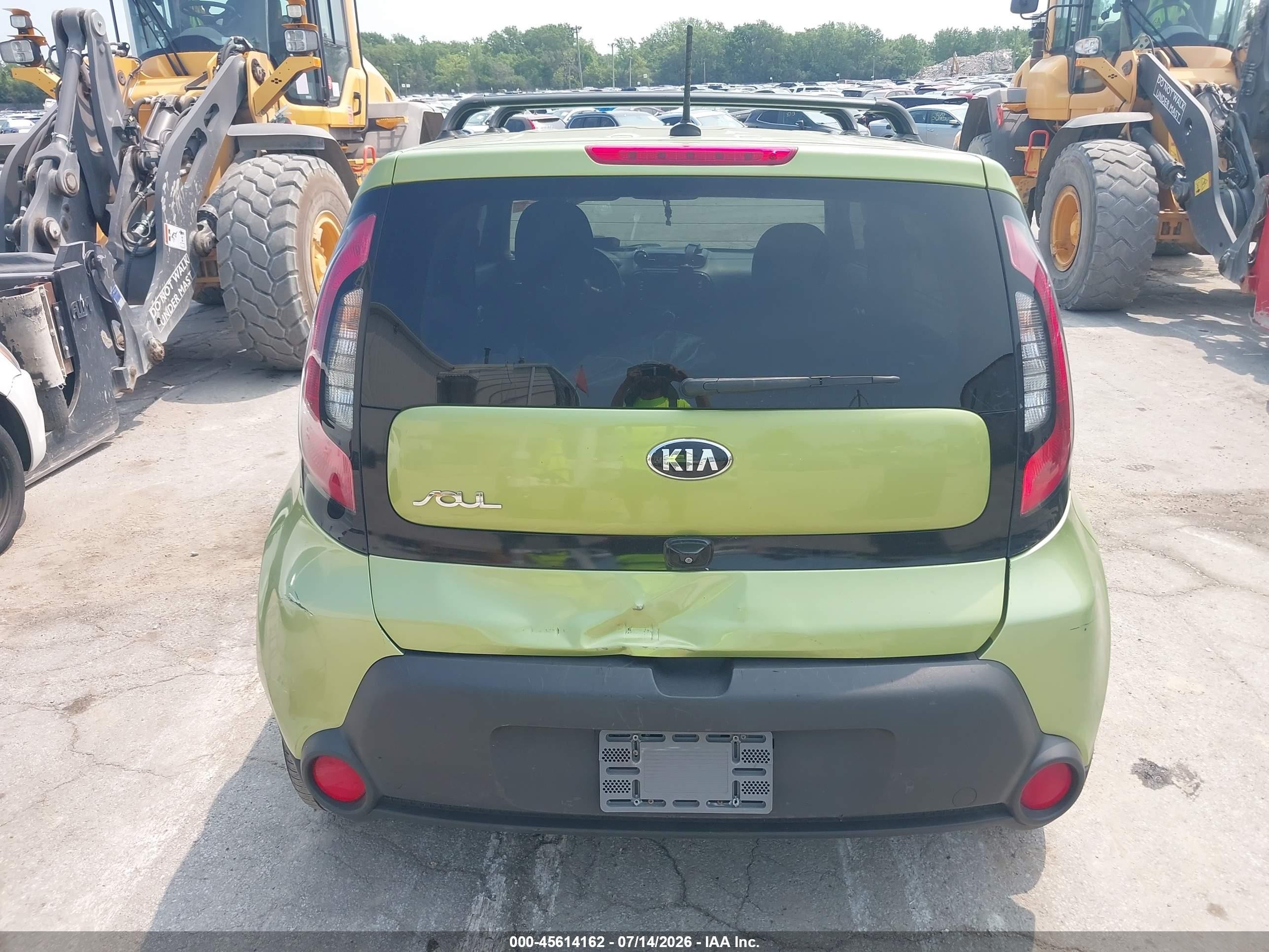 2015 Kia Soul + Green vin: KNDJP3A59F7762805
