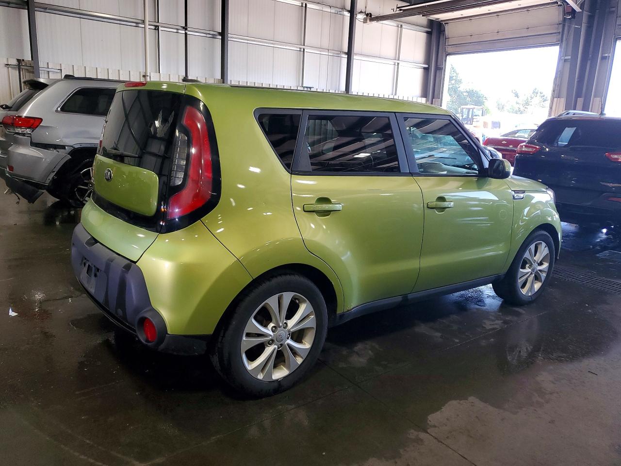 2015 Kia Soul + Green vin: KNDJP3A59F7770967