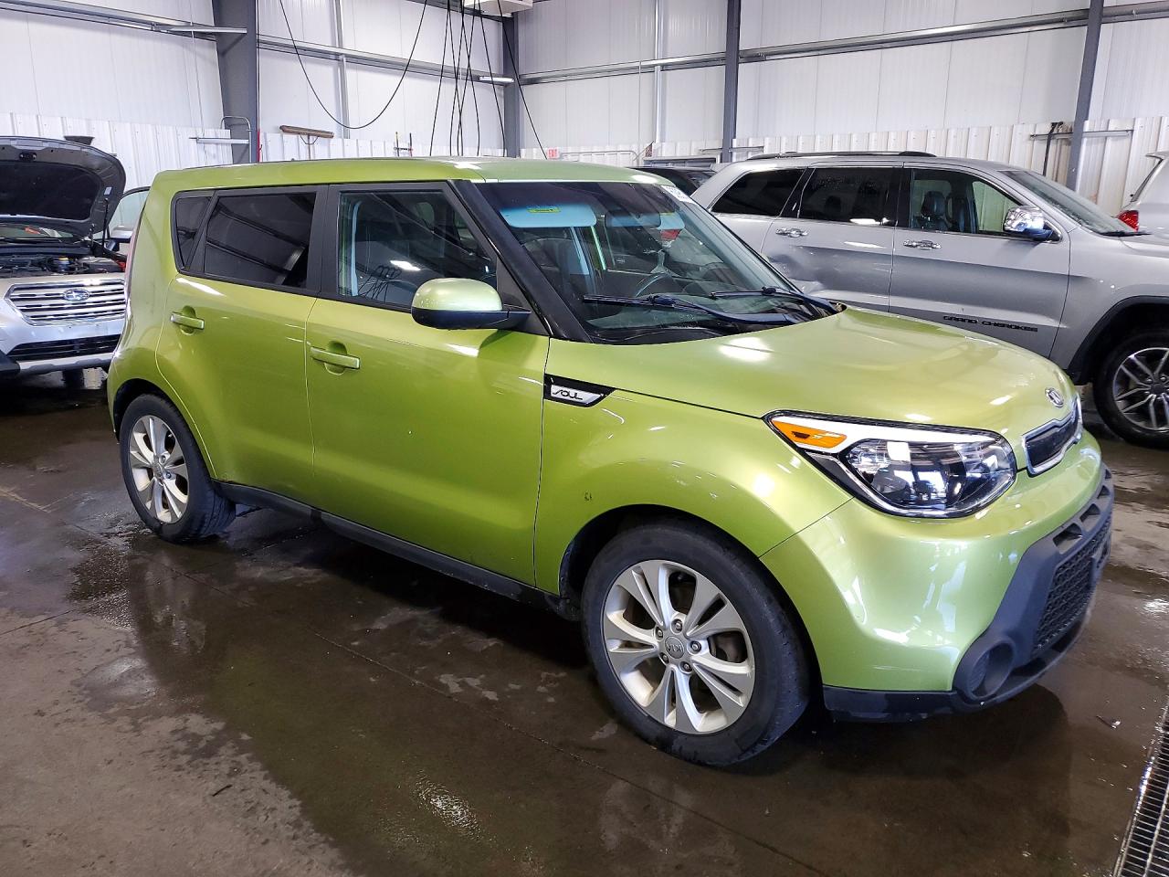2015 Kia Soul + Green vin: KNDJP3A59F7770967