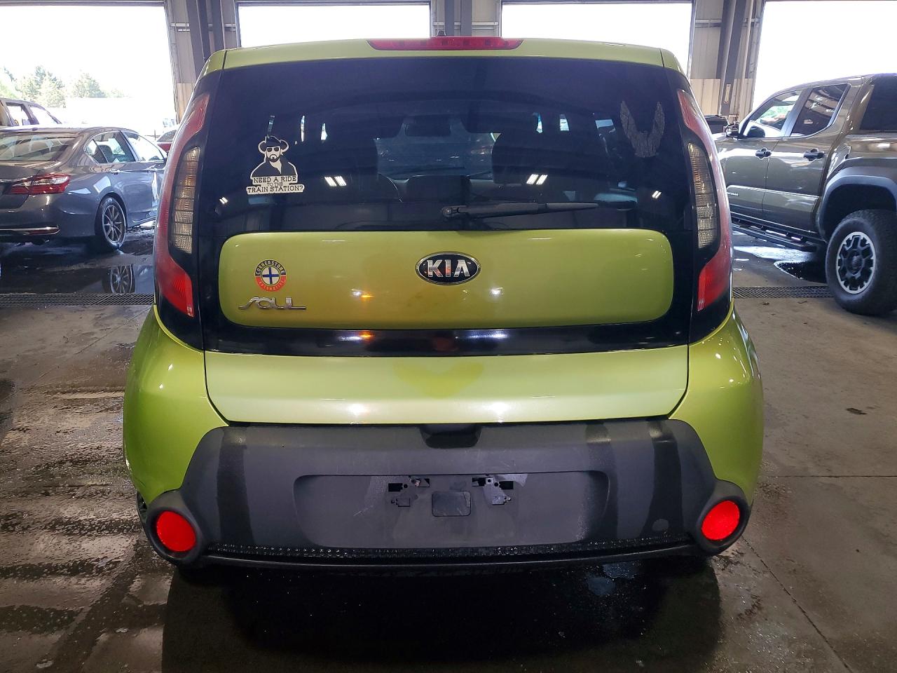 2015 Kia Soul + Green vin: KNDJP3A59F7770967