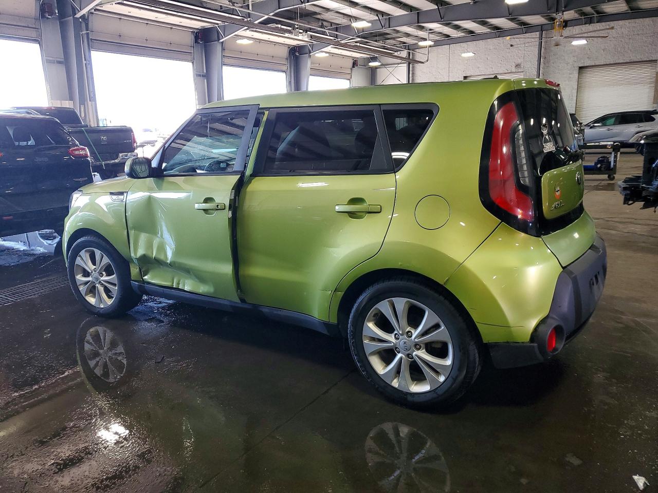 2015 Kia Soul + Green vin: KNDJP3A59F7770967