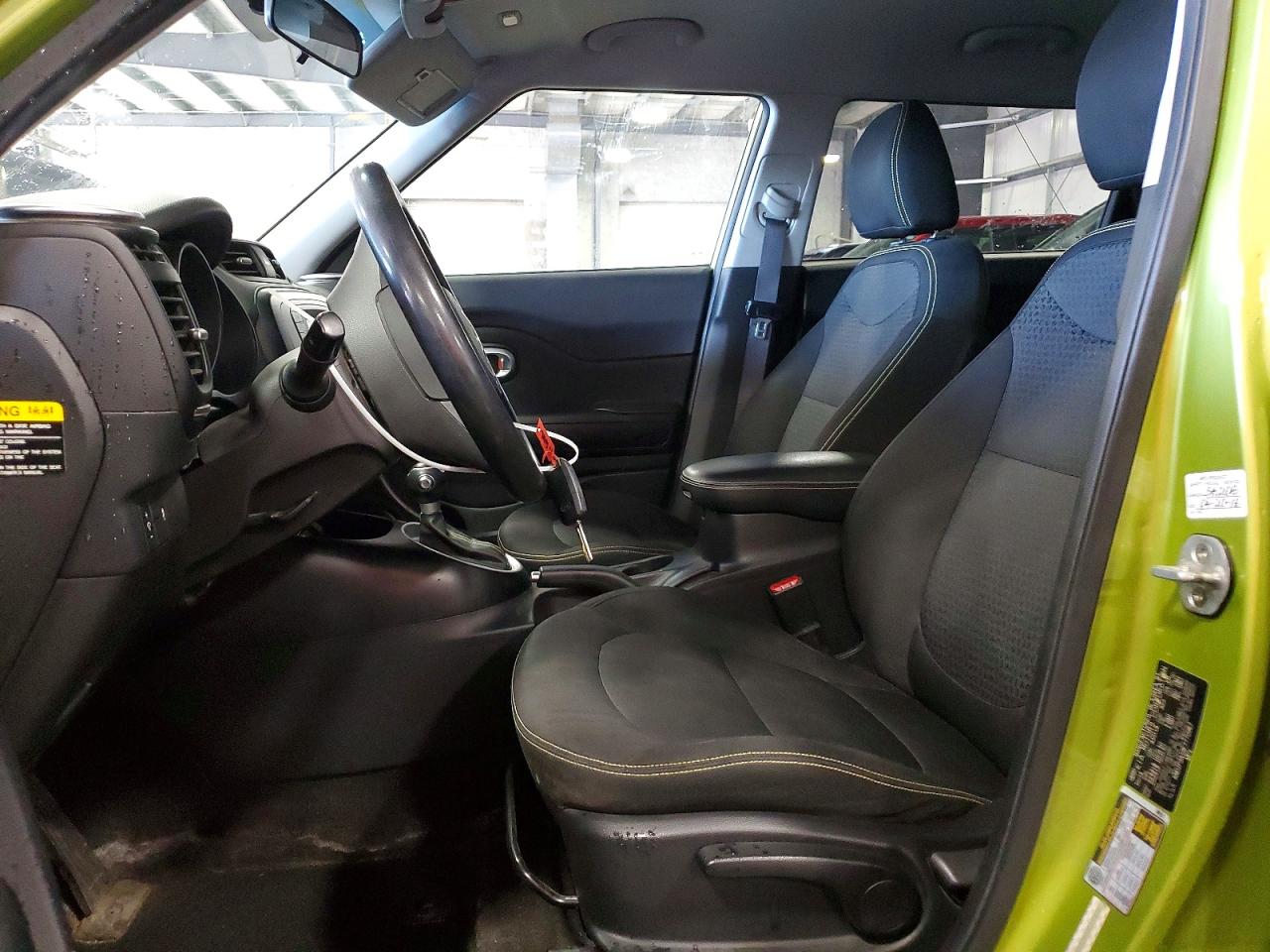 2015 Kia Soul + Green vin: KNDJP3A59F7770967
