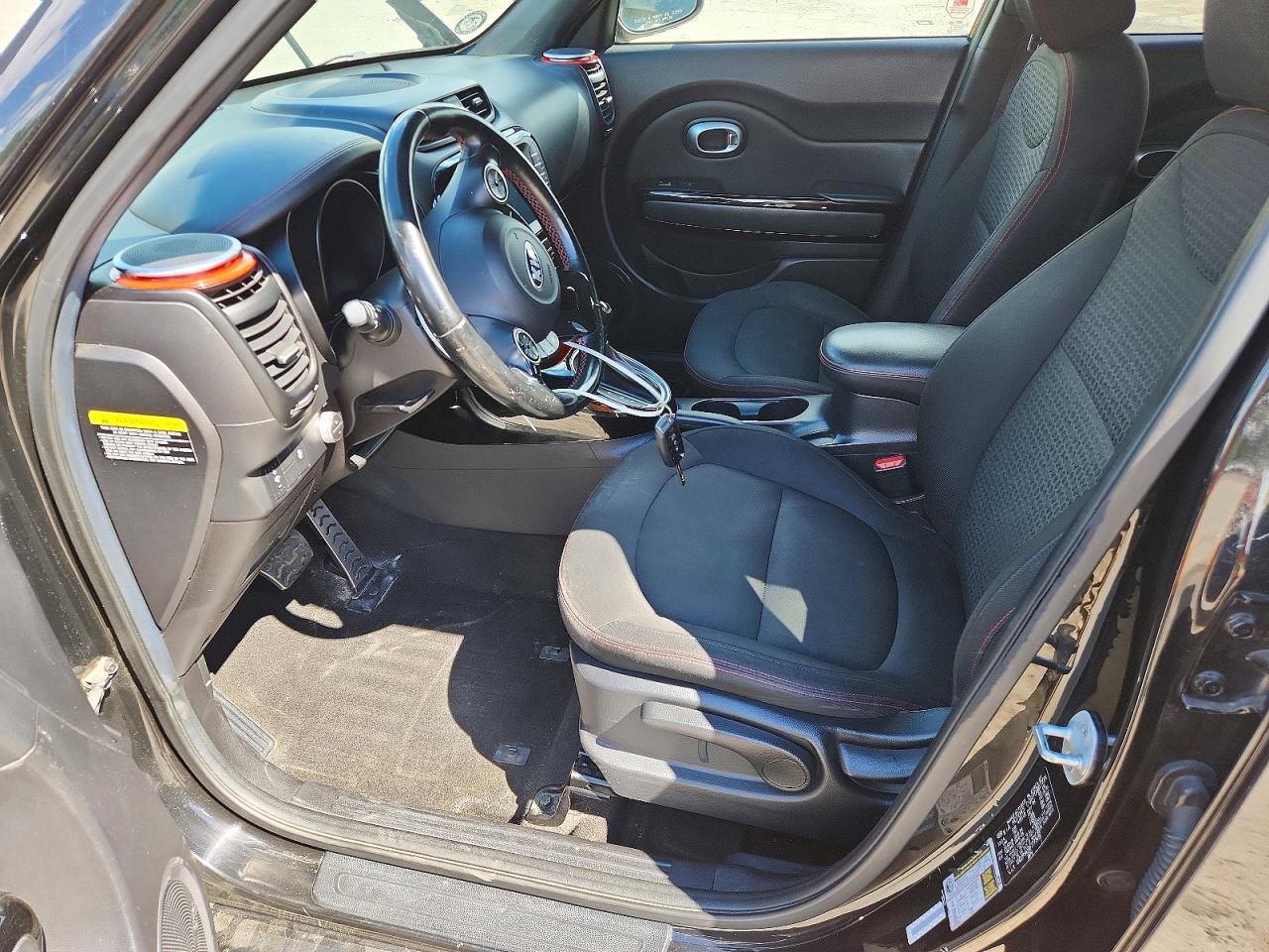 2015 Kia Soul + Черный vin: KNDJP3A59F7773416