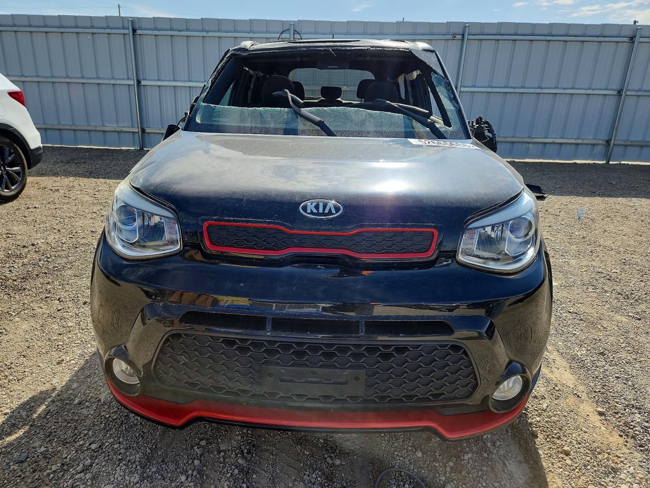 2015 Kia Soul + Black vin: KNDJP3A59F7776347
