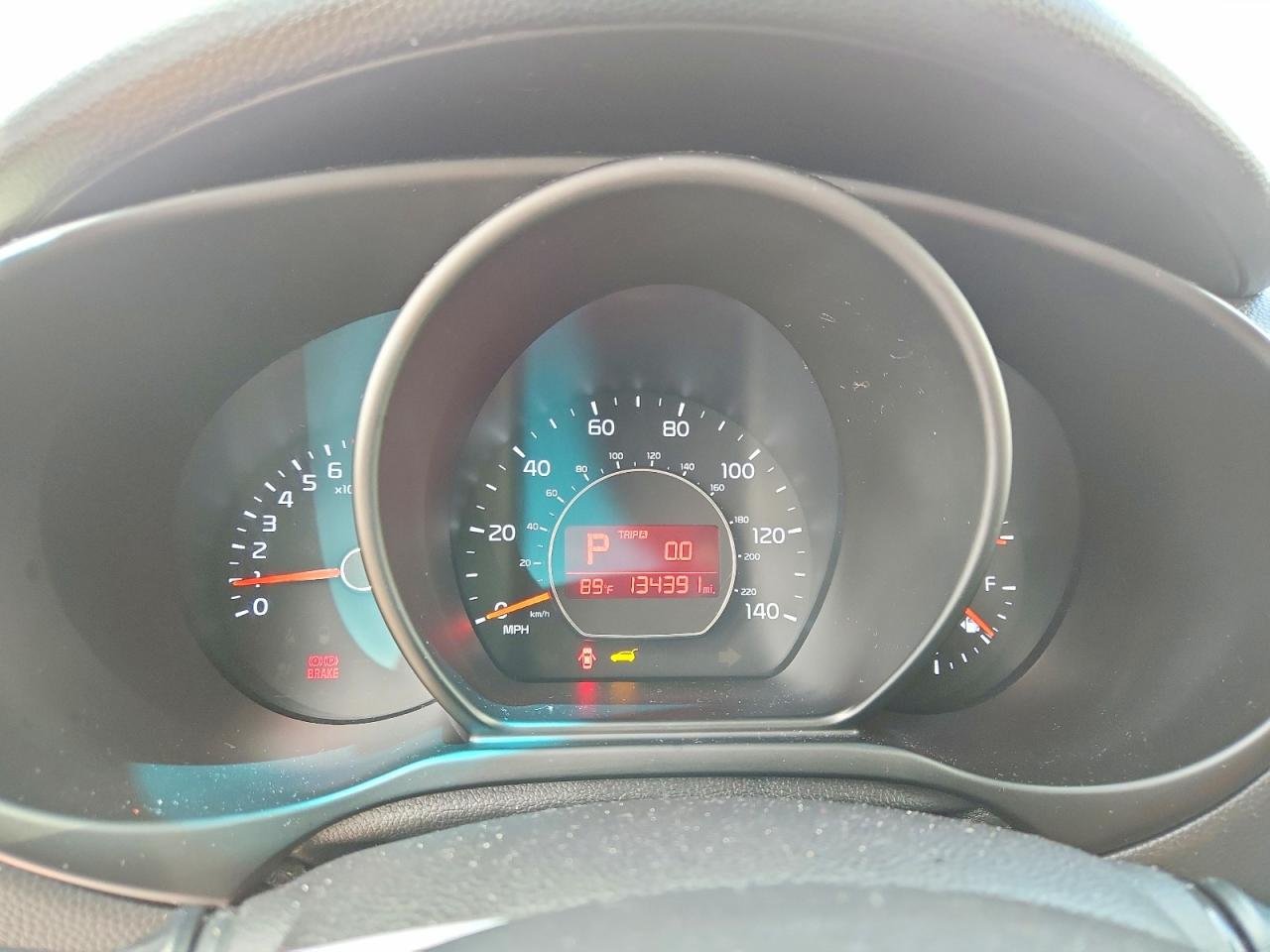 2015 Kia Soul + Red vin: KNDJP3A59F7786702