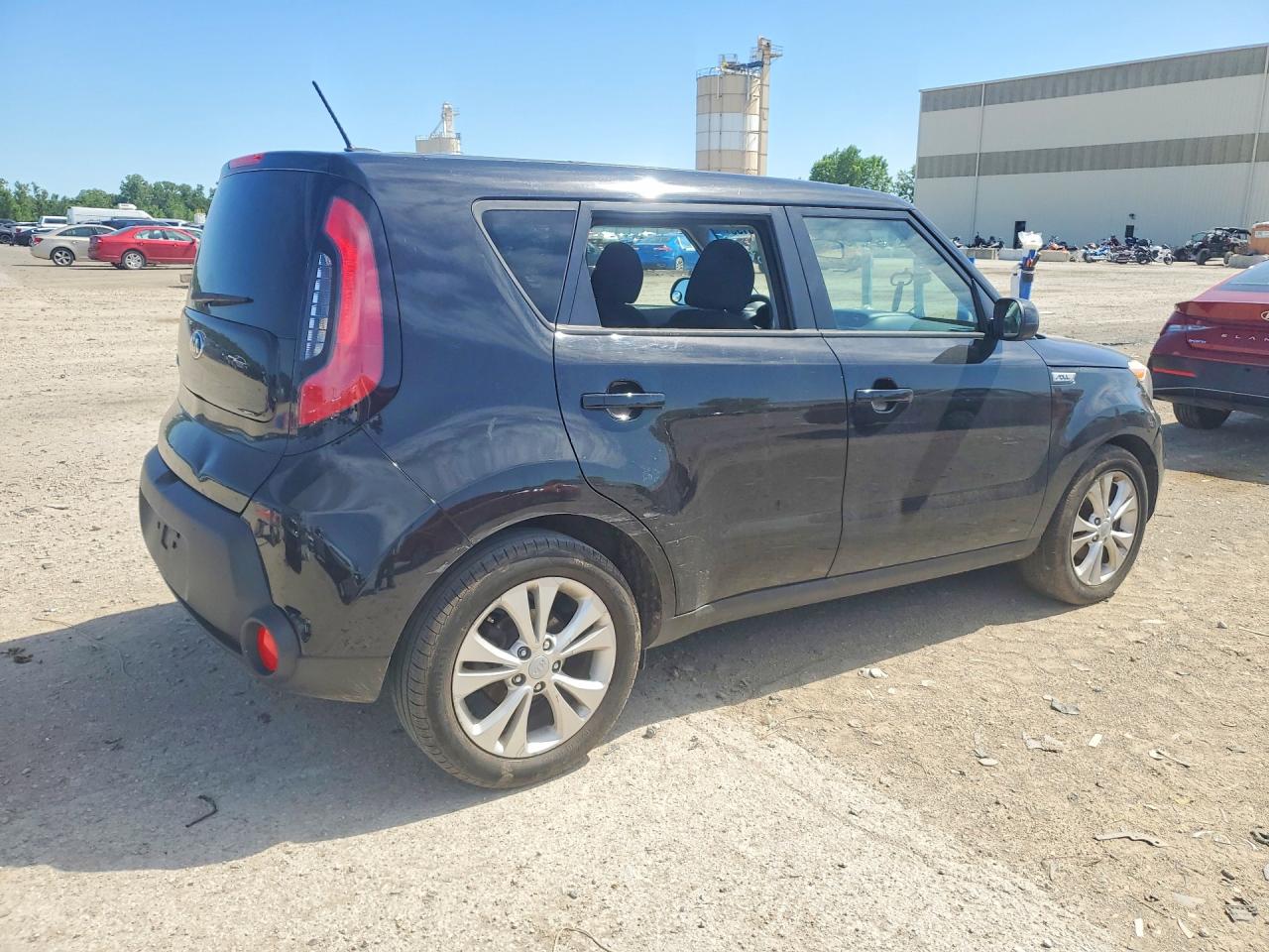 2015 Kia Soul + Black vin: KNDJP3A59F7795464