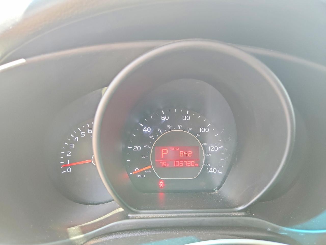 2015 Kia Soul + White vin: KNDJP3A59F7804714