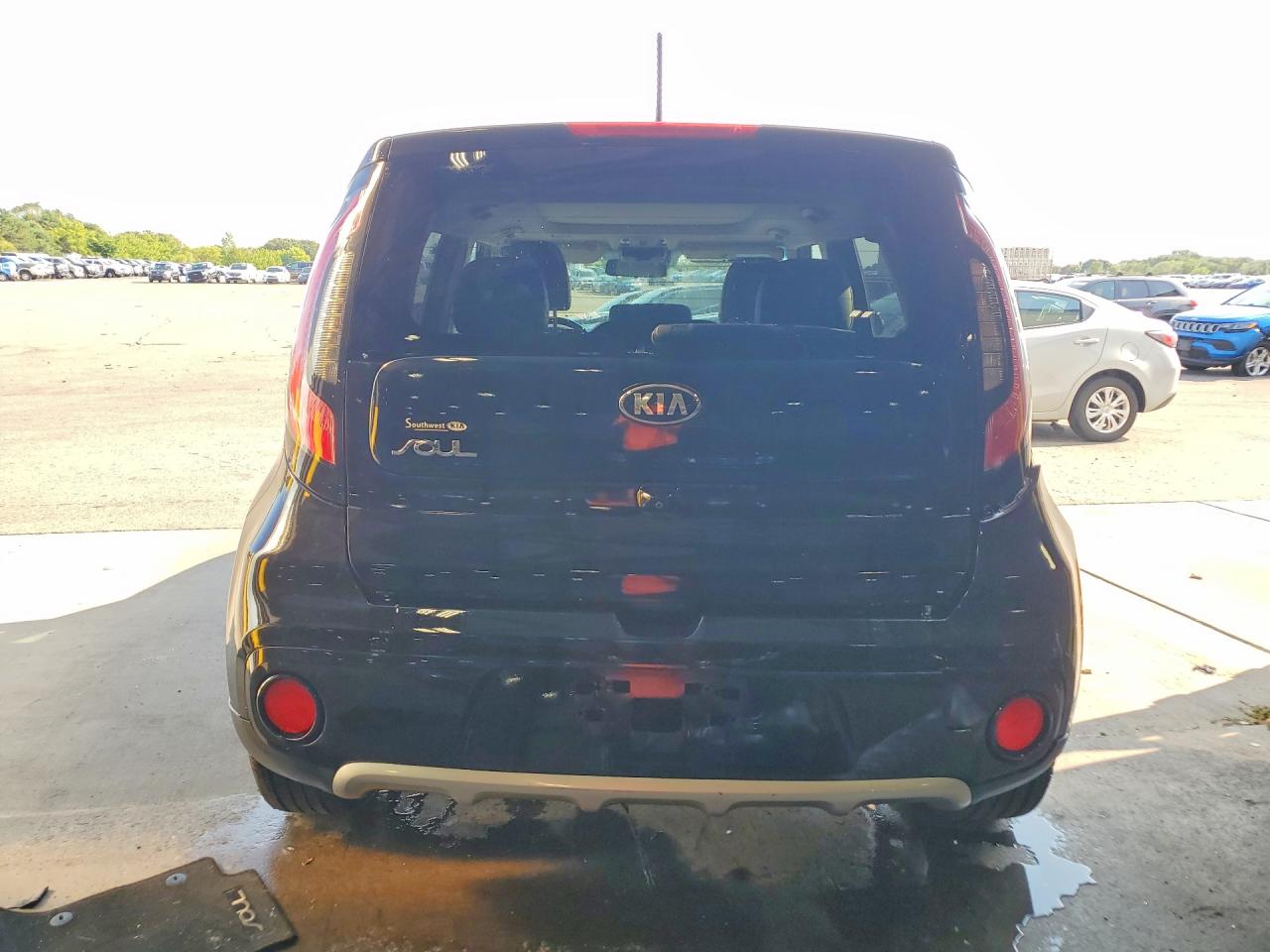 2017 Kia Soul + Black vin: KNDJP3A59H7451765