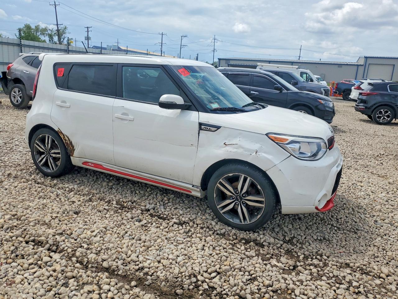 2014 Kia Soul + White vin: KNDJP3A5XE7034134