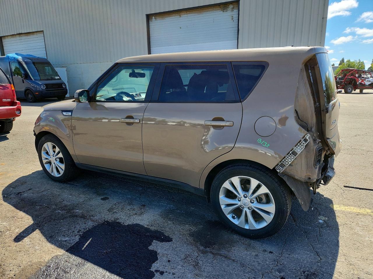 2015 Kia Soul + Brown vin: KNDJP3A5XF7180003