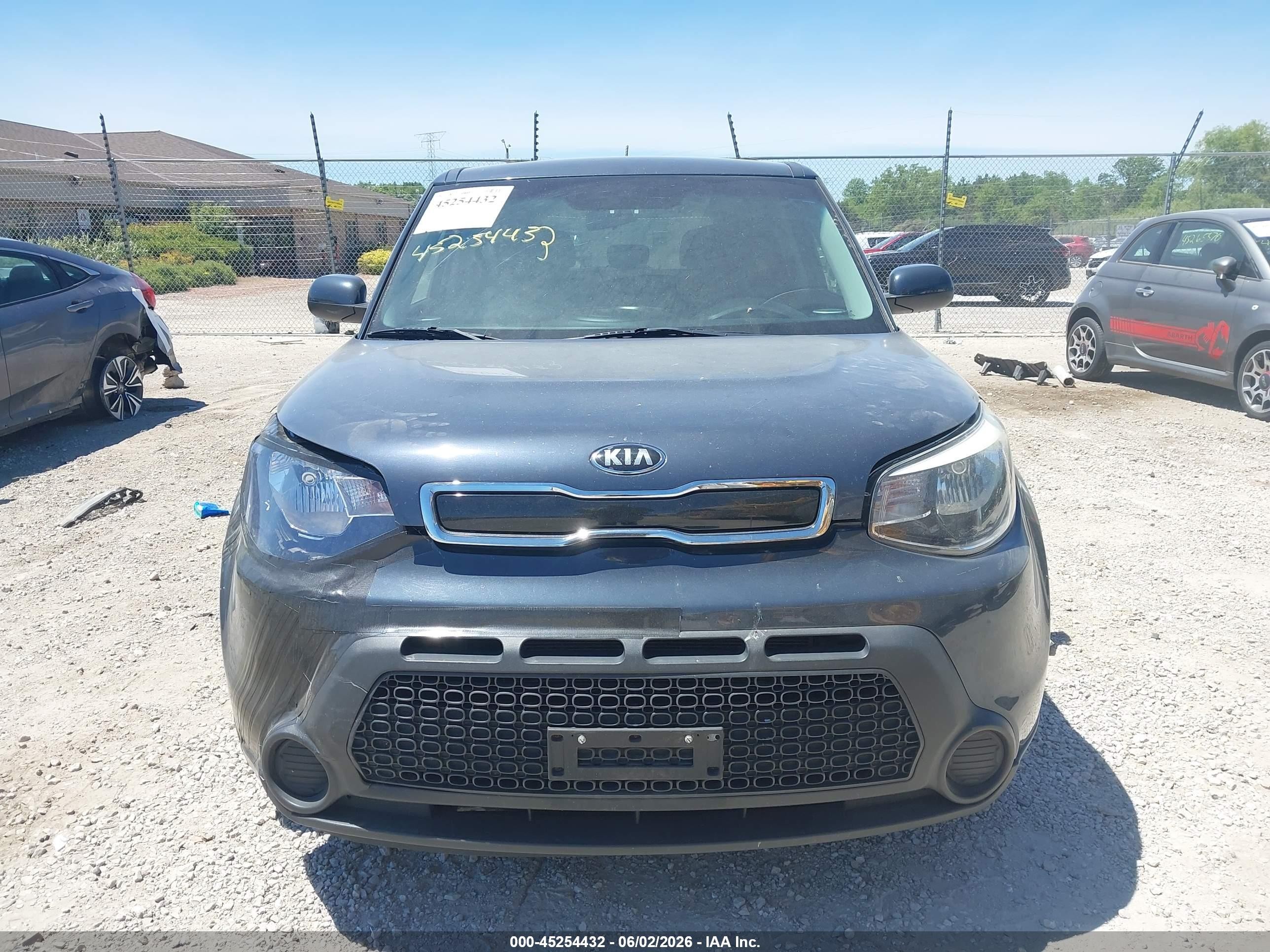 2015 Kia Soul + Серый vin: KNDJP3A5XF7181930