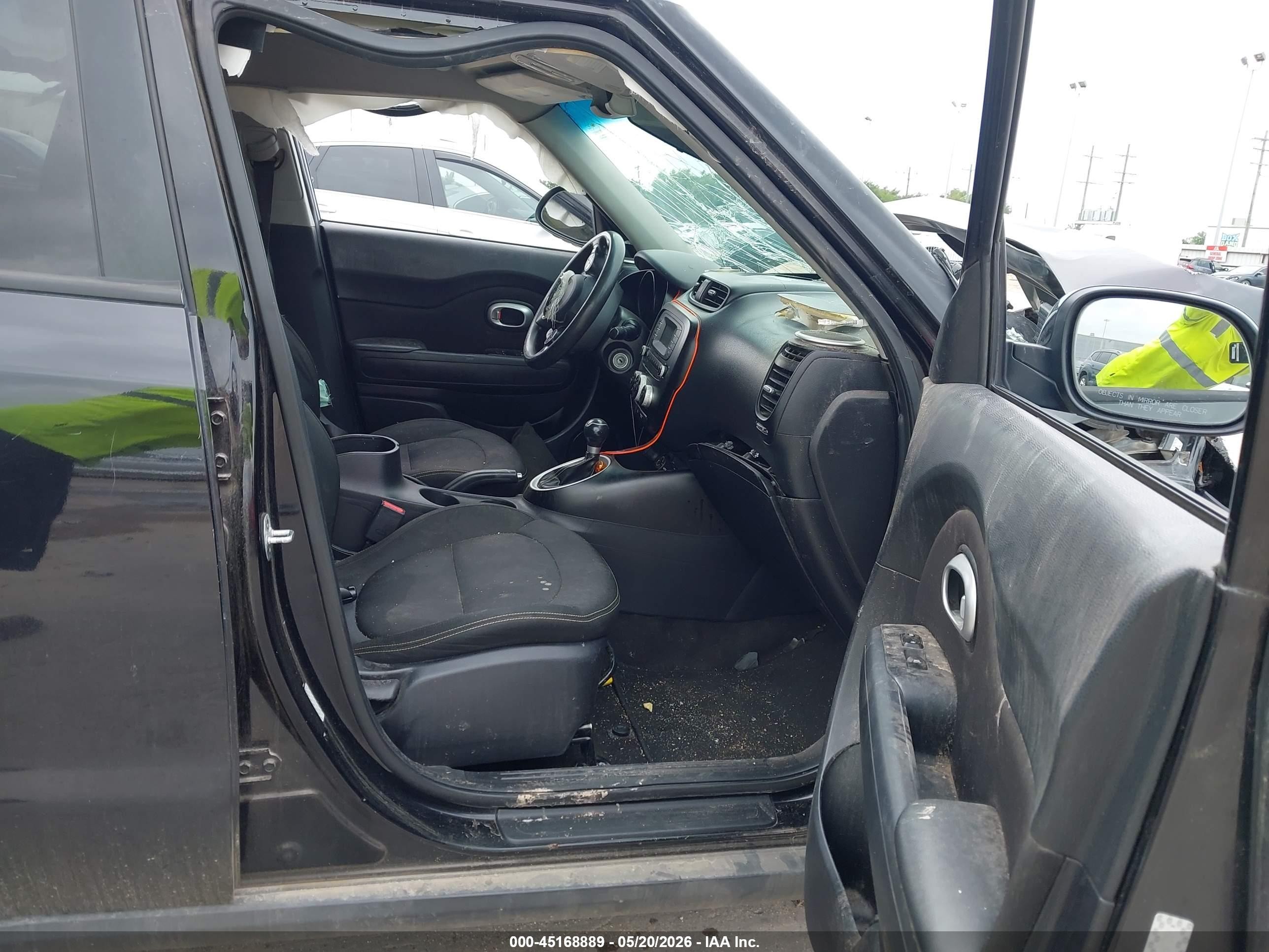 2015 Kia Soul + Black vin: KNDJP3A5XF7220855