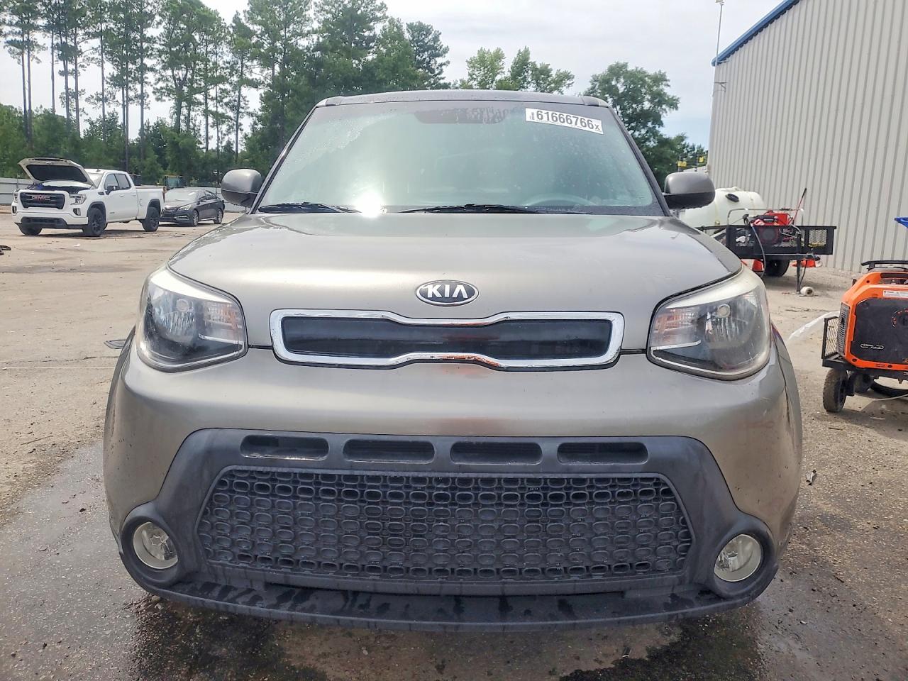 2015 Kia Soul + Green vin: KNDJP3A5XF7224212