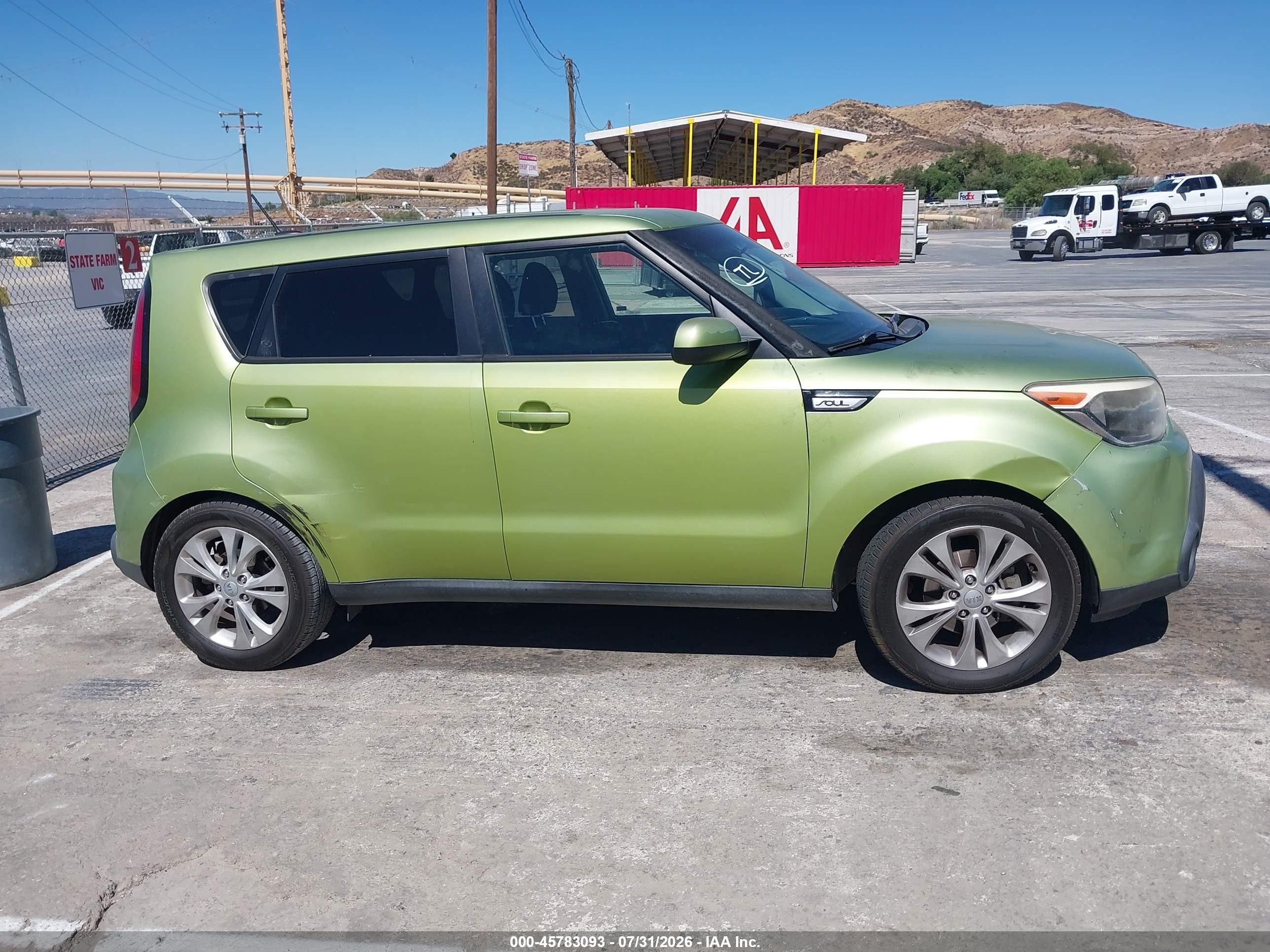 2015 Kia Soul + Зеленый vin: KNDJP3A5XF7749867