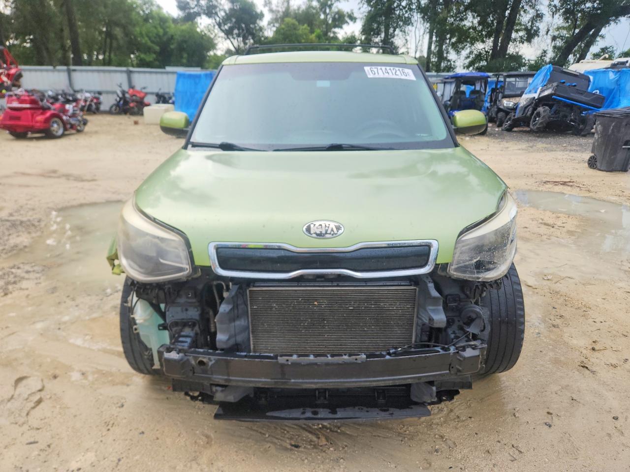2015 Kia Soul + Green vin: KNDJP3A5XF7757273
