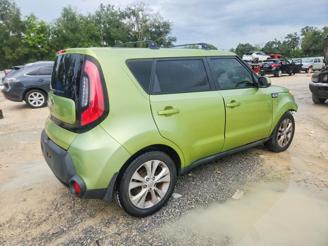 2015 Kia Soul + Green vin: KNDJP3A5XF7757273