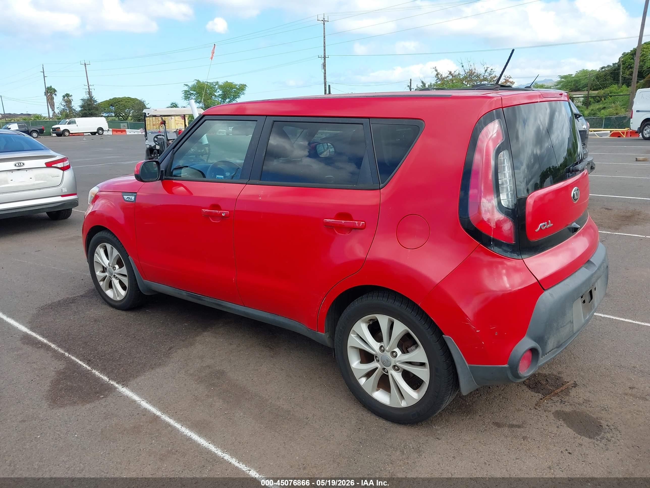 2015 Kia Soul + Red vin: KNDJP3A5XF7769858
