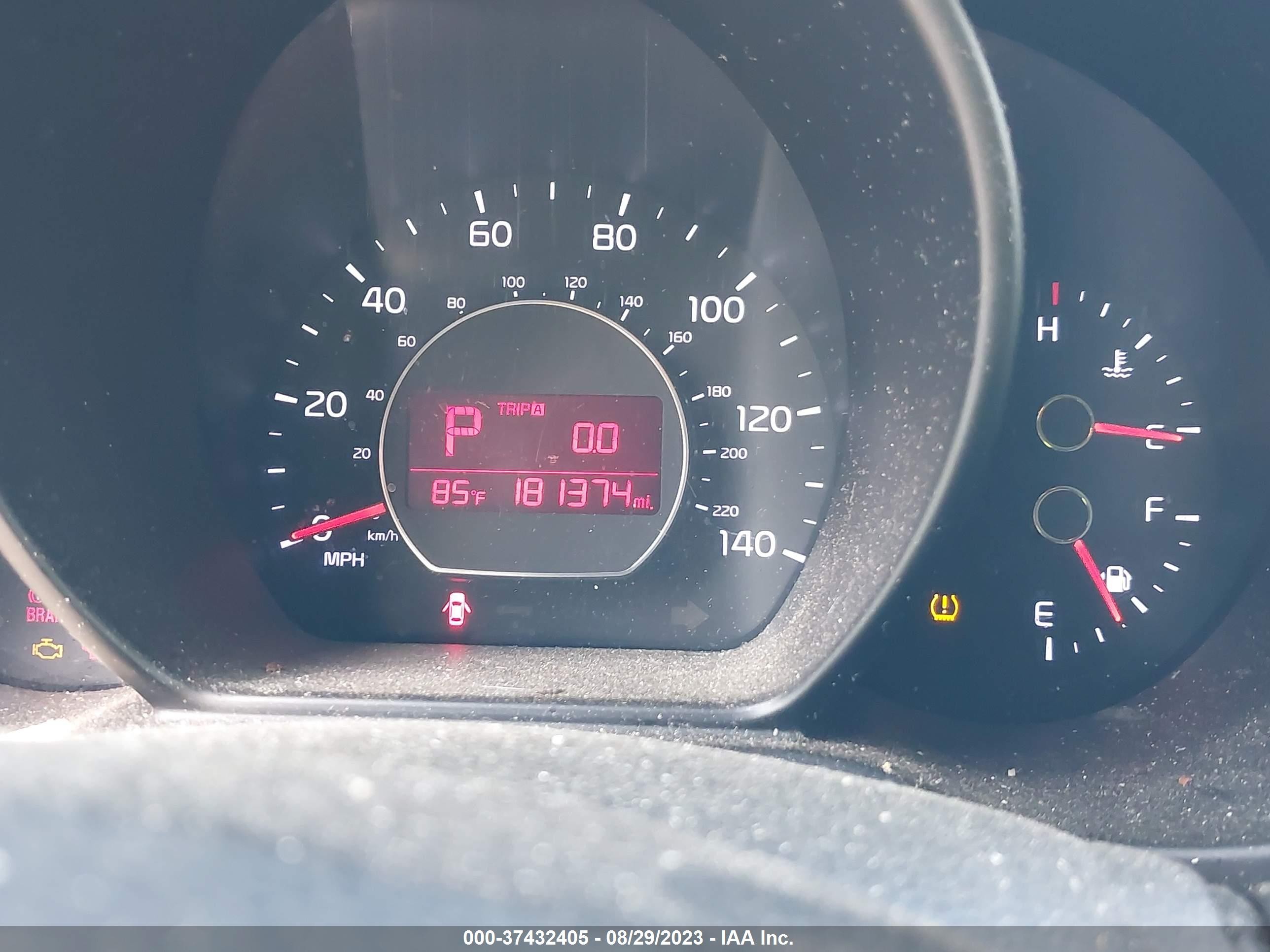 2015 Kia Soul + Silver vin: KNDJP3A5XF7779161