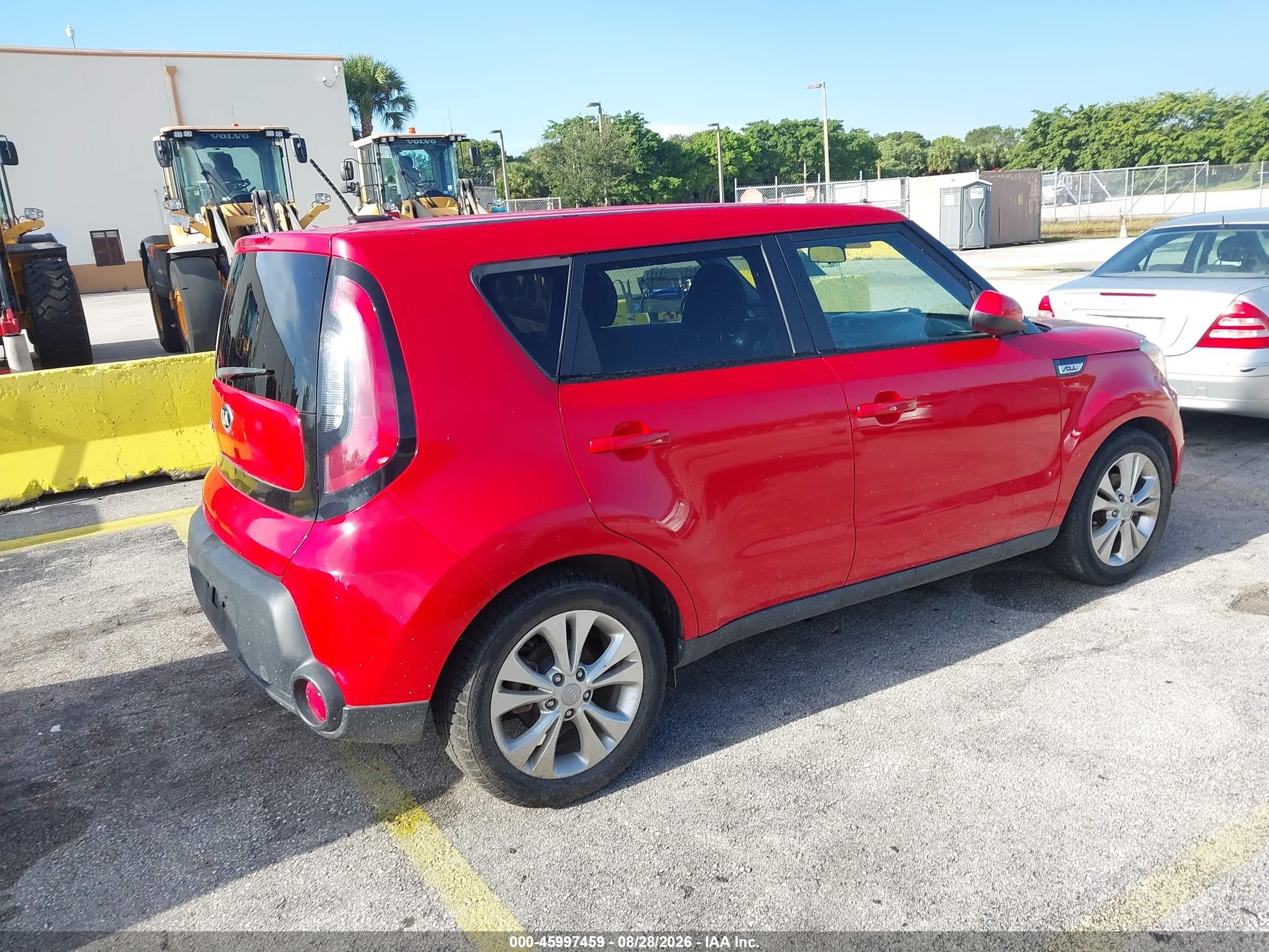2015 Kia Soul + Red vin: KNDJP3A5XF7787793
