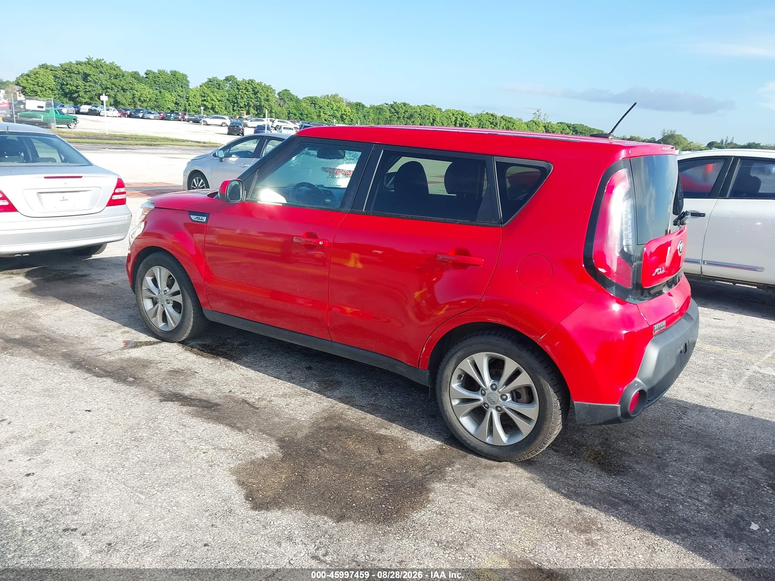 2015 Kia Soul + Red vin: KNDJP3A5XF7787793