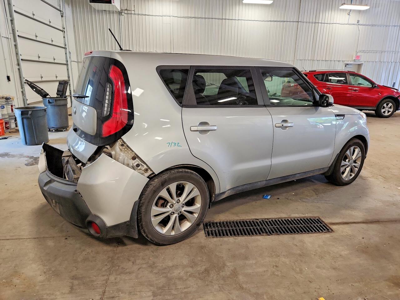 2015 Kia Soul + Silver vin: KNDJP3A5XF7801854