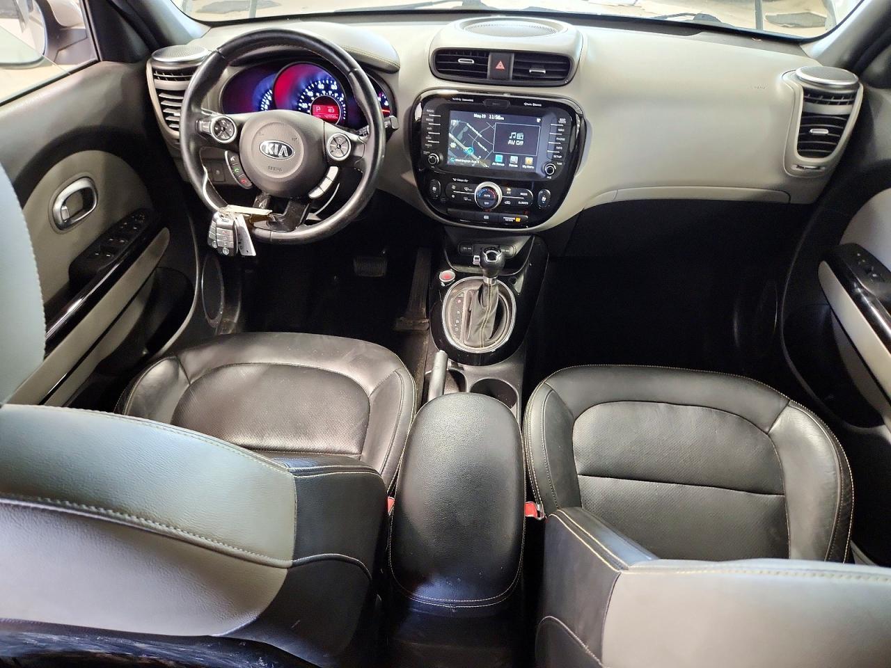 2015 Kia Soul + Silver vin: KNDJP3A5XF7801854
