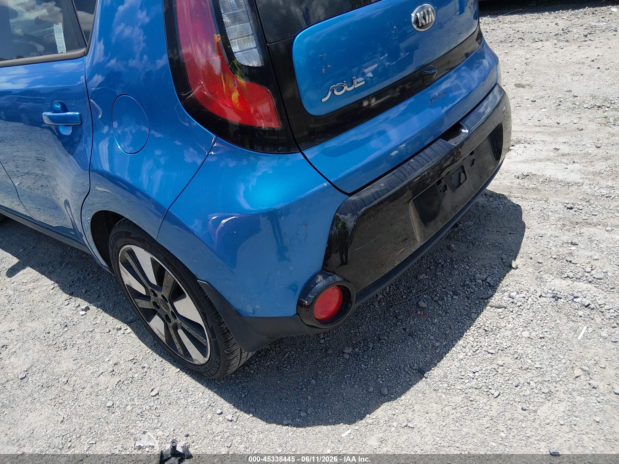 2016 Kia Soul + Light Blue vin: KNDJP3A5XG7304336