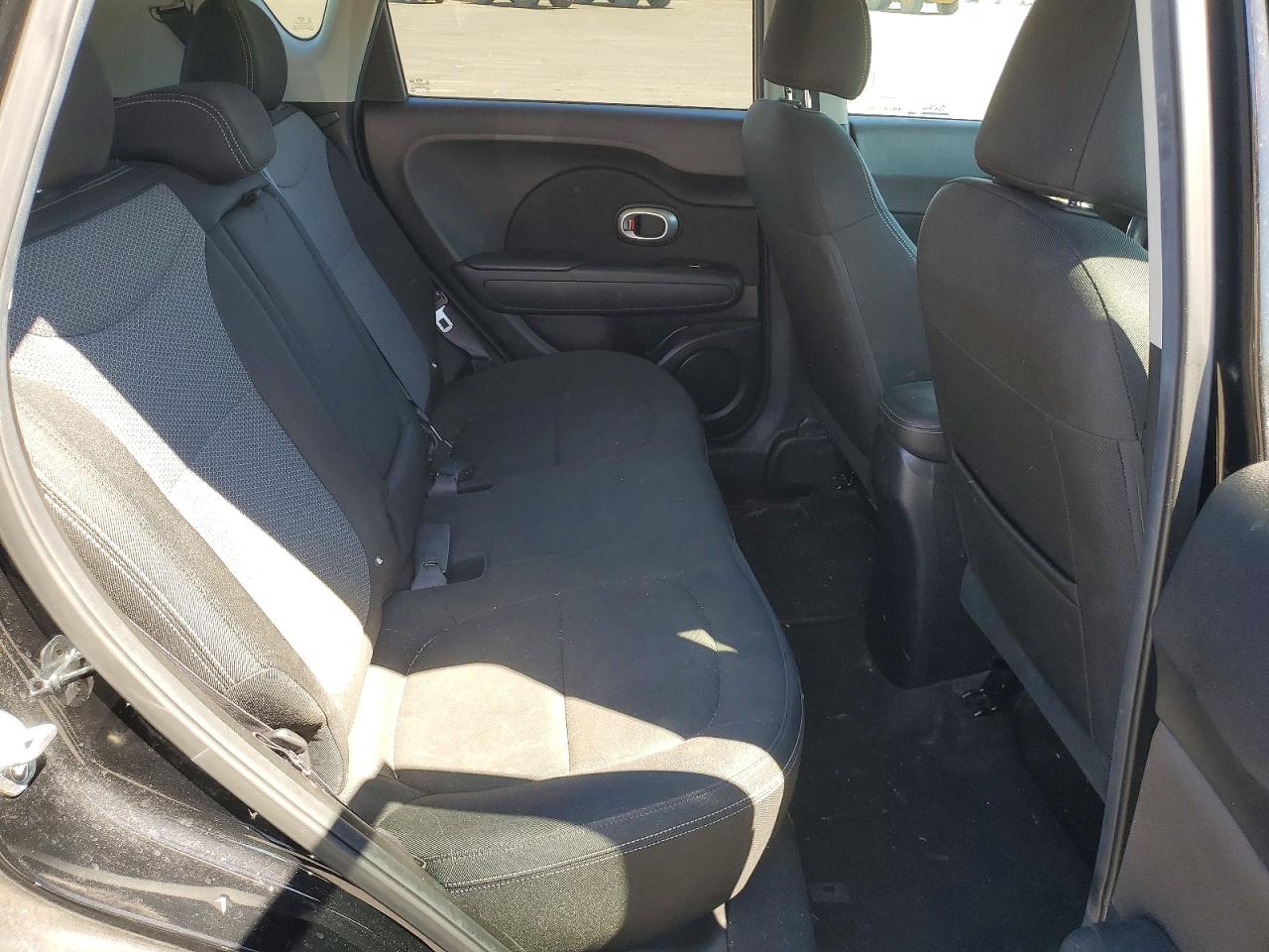 2017 Kia Soul + Black vin: KNDJP3A5XH7462578
