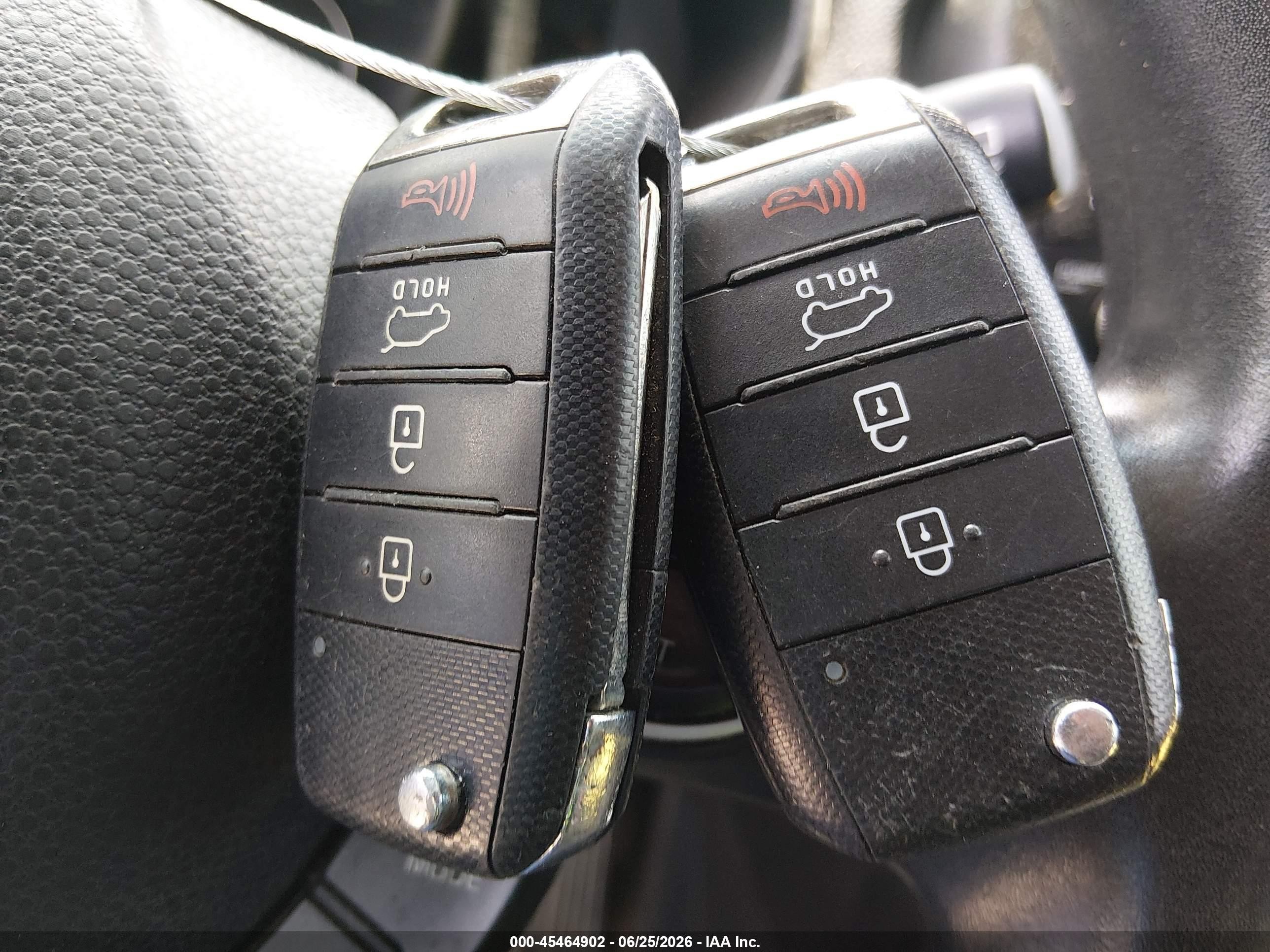 2018 Kia Soul + Navy vin: KNDJP3A5XJ7588199