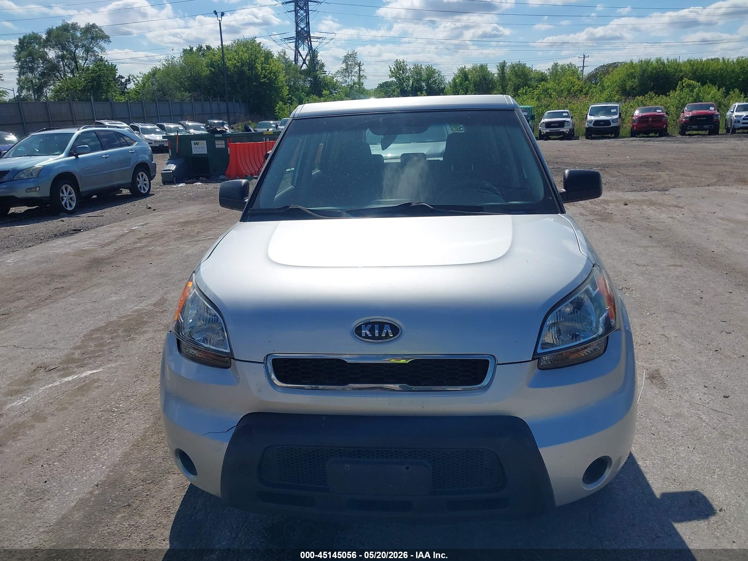 2010 Kia Soul   Серебряный vin: KNDJT2A12A7106117