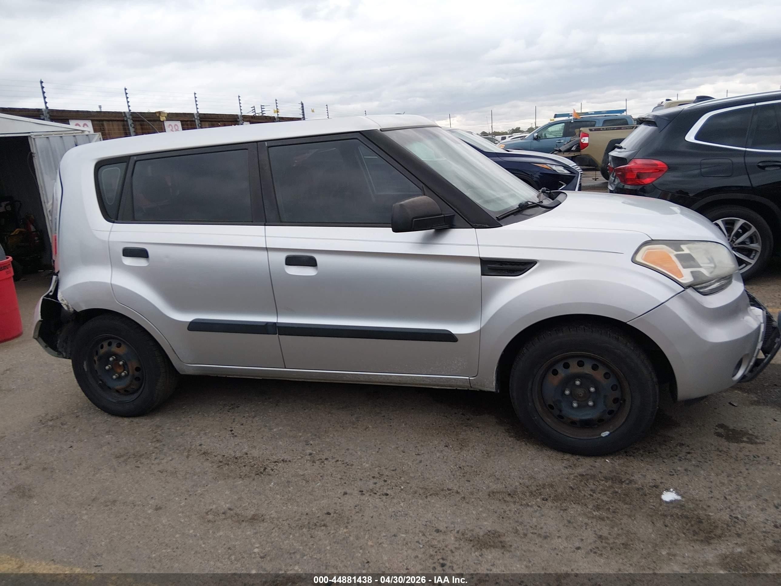 2010 Kia Soul   Silver vin: KNDJT2A18A7122600