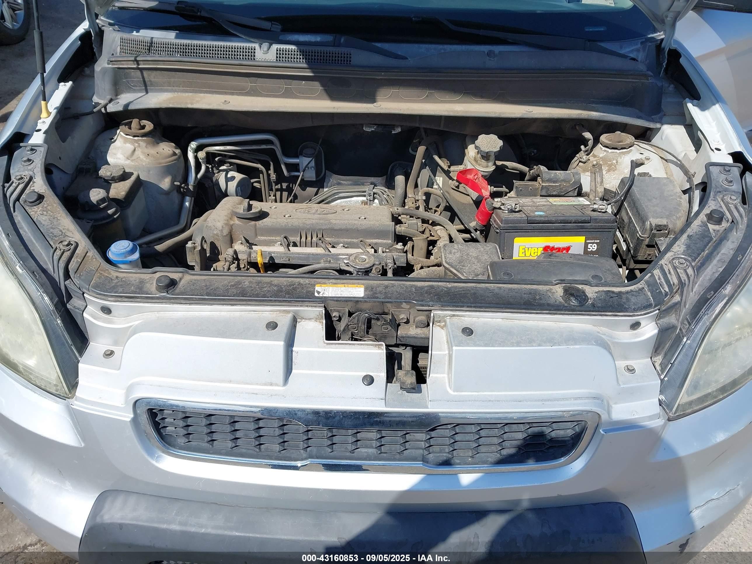 2010 Kia Soul   Серебряный vin: KNDJT2A18A7137095