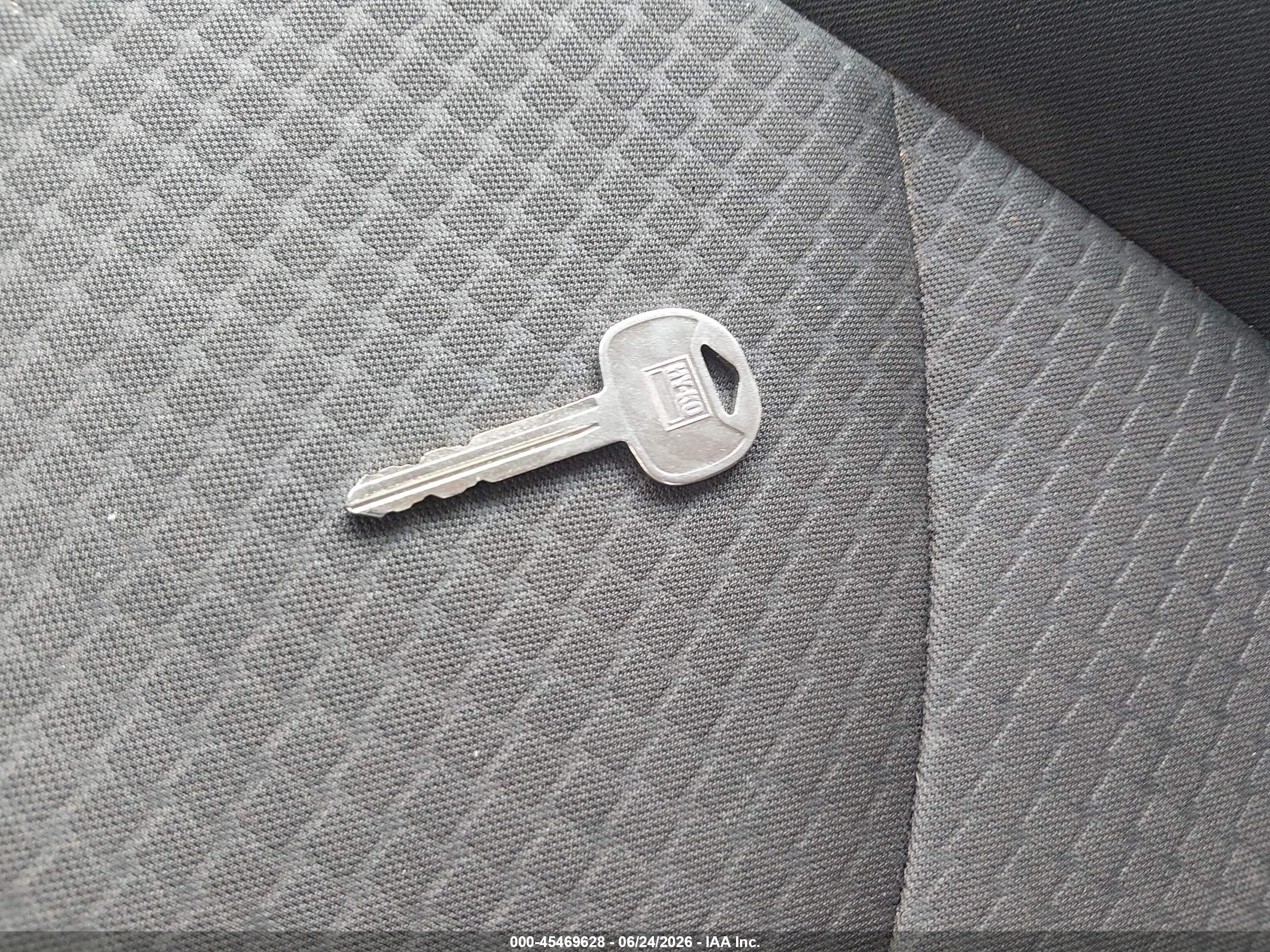 2011 Kia Soul   Silver vin: KNDJT2A18B7714693