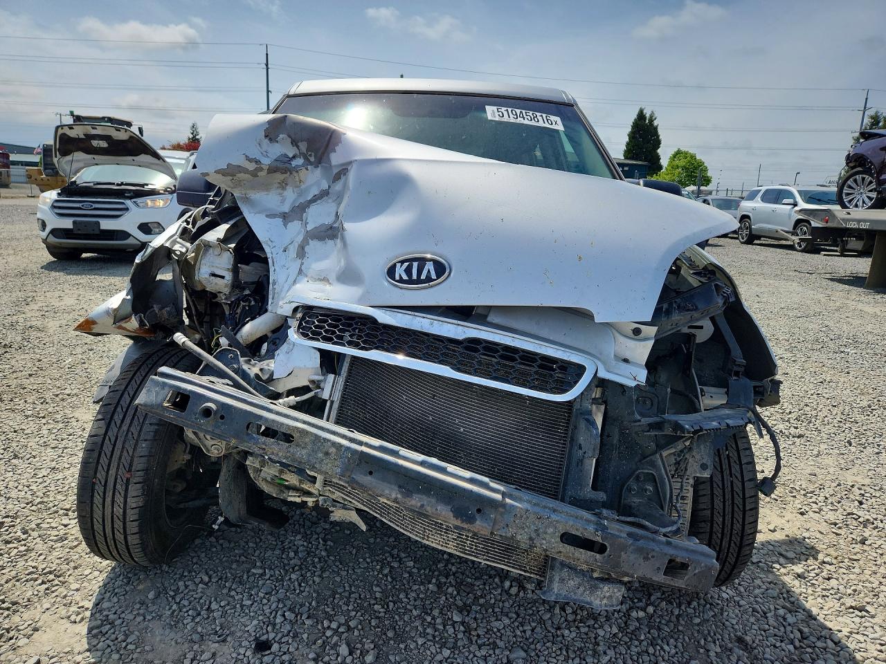 2011 Kia Soul Silver vin: KNDJT2A1XB7308804