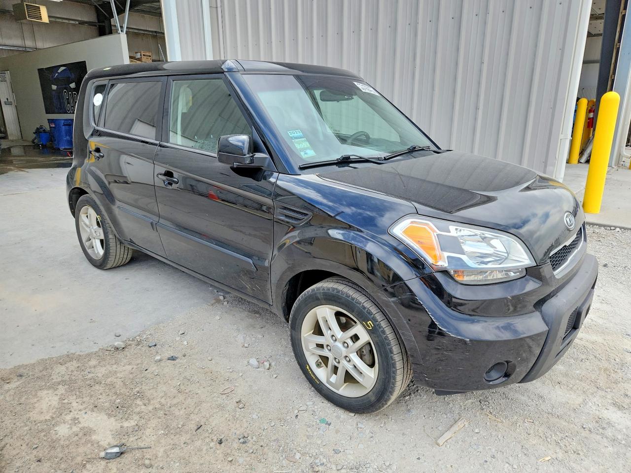 2011 Kia Soul Черный vin: KNDJT2A20B7247035