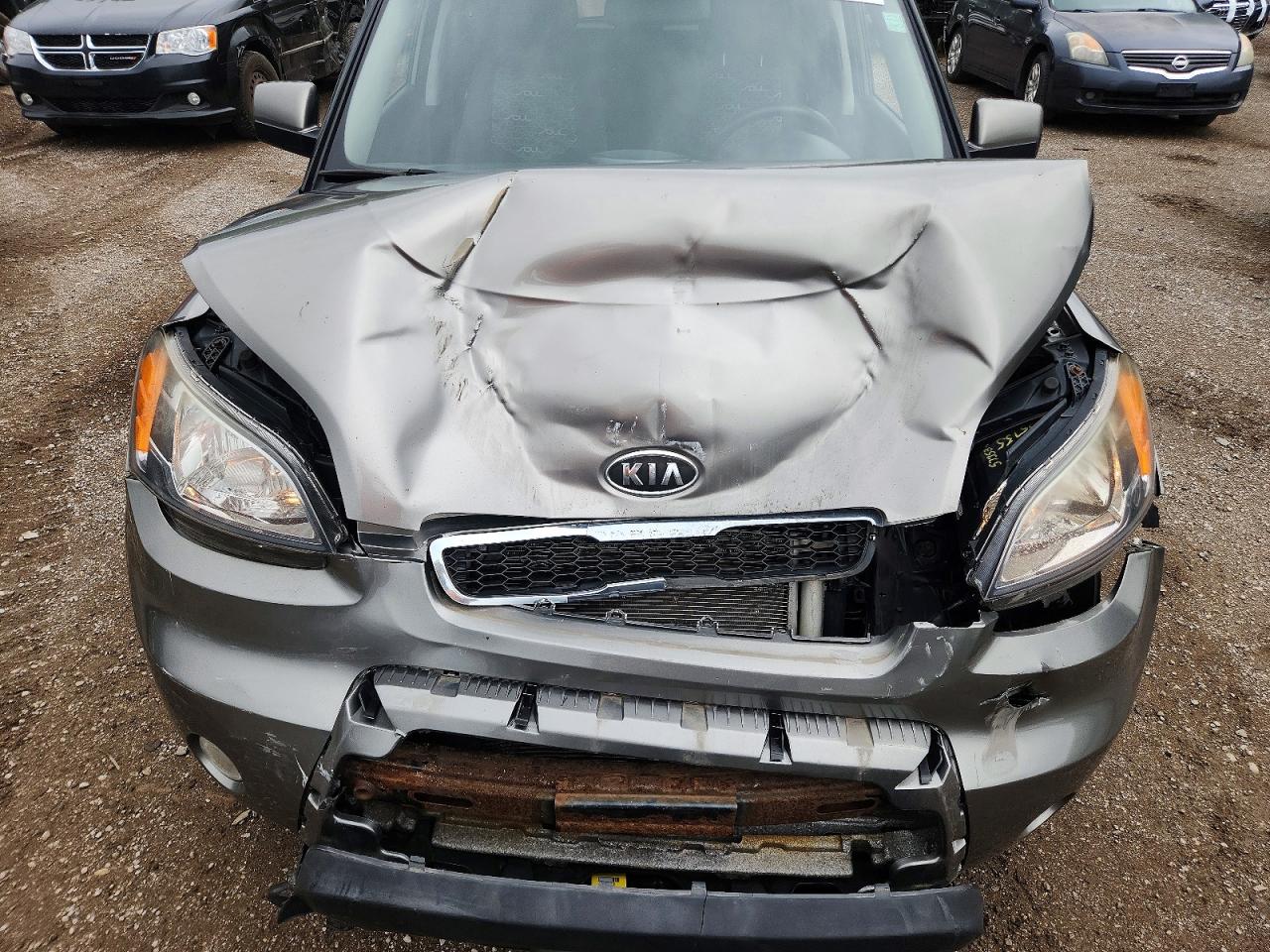 2011 Kia Soul + Gray vin: KNDJT2A20B7278690