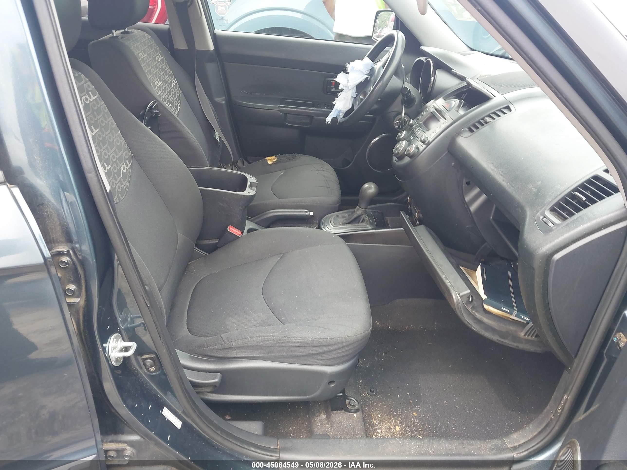 2011 Kia Soul + Dark Blue vin: KNDJT2A20B7289107