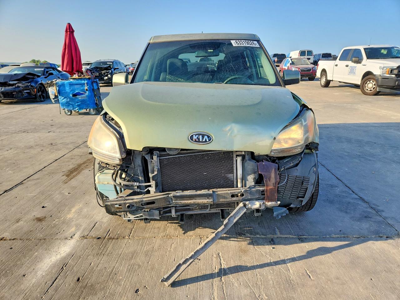 2011 Kia Soul + Green vin: KNDJT2A20B7339164