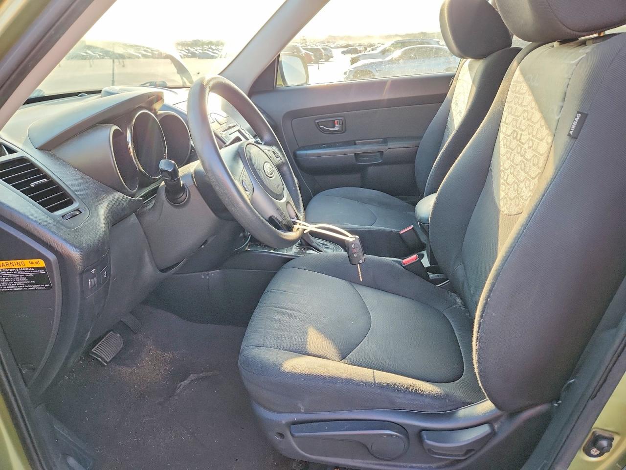 2011 Kia Soul + Green vin: KNDJT2A20B7339164