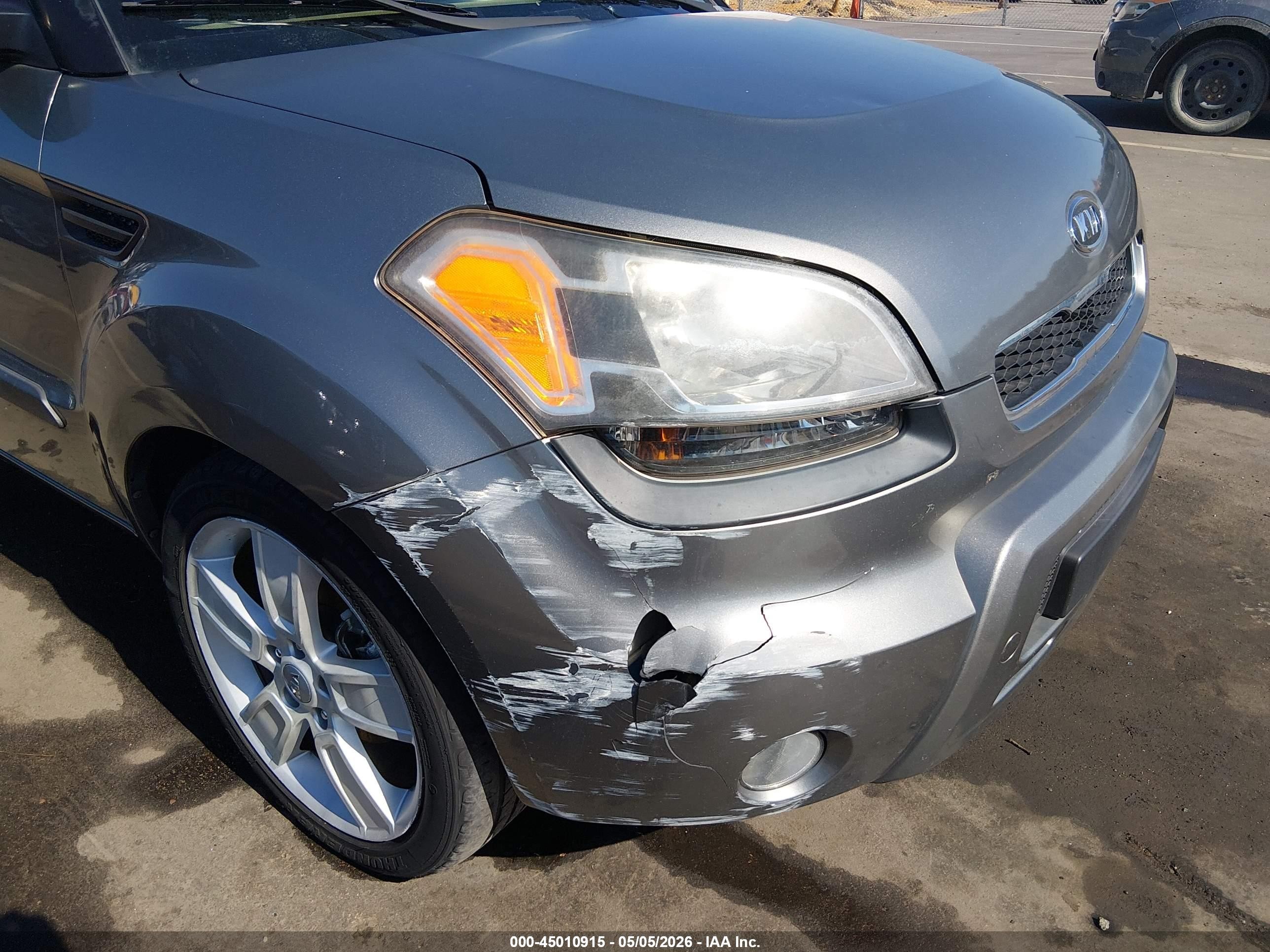 2011 Kia Soul ! Серебряный vin: KNDJT2A20B7345465