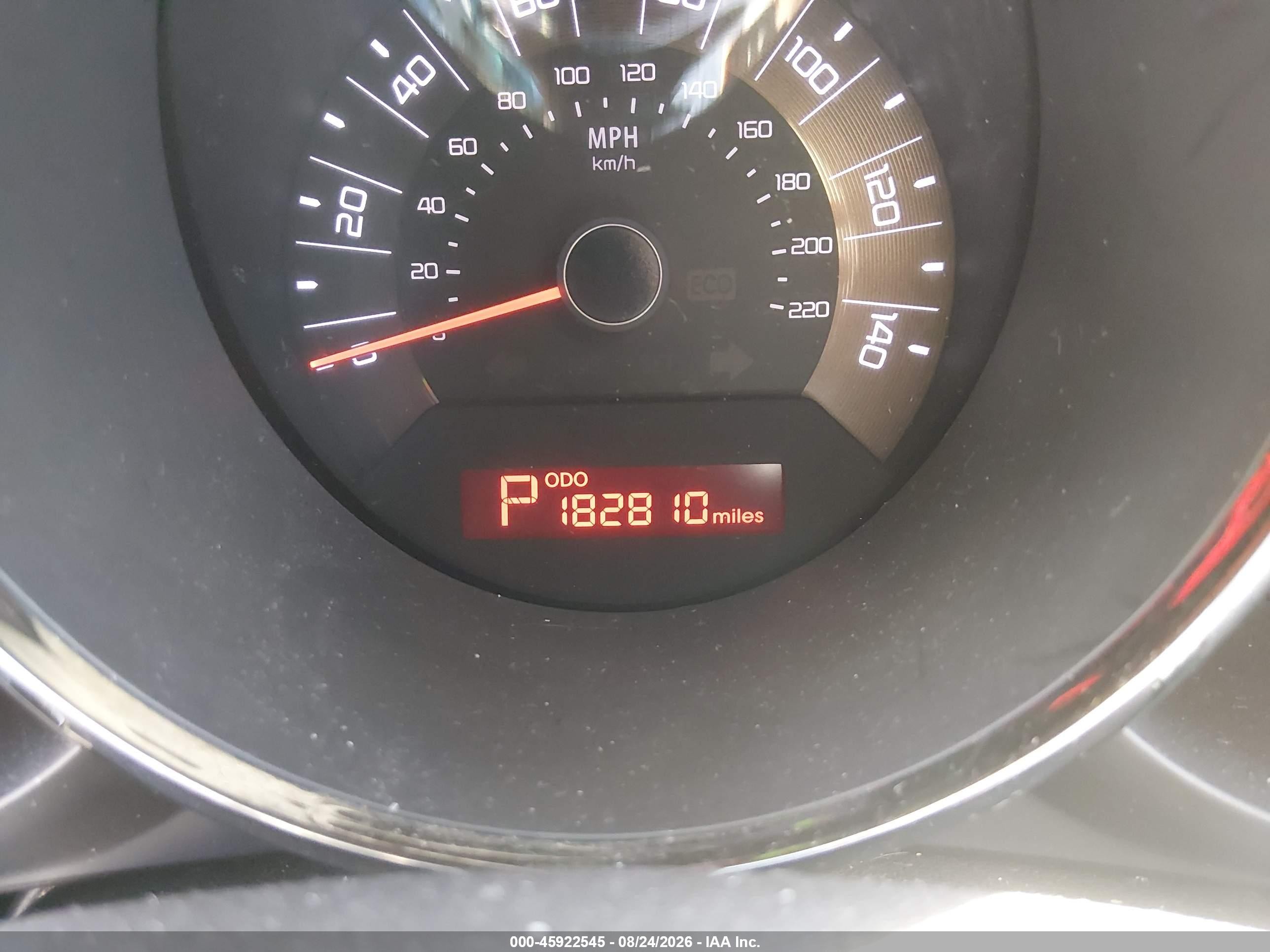 2011 Kia Soul + White vin: KNDJT2A20B7708671