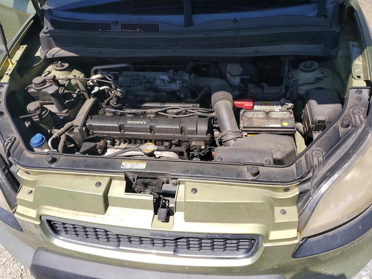 2011 Kia Soul + Green vin: KNDJT2A21B7215470