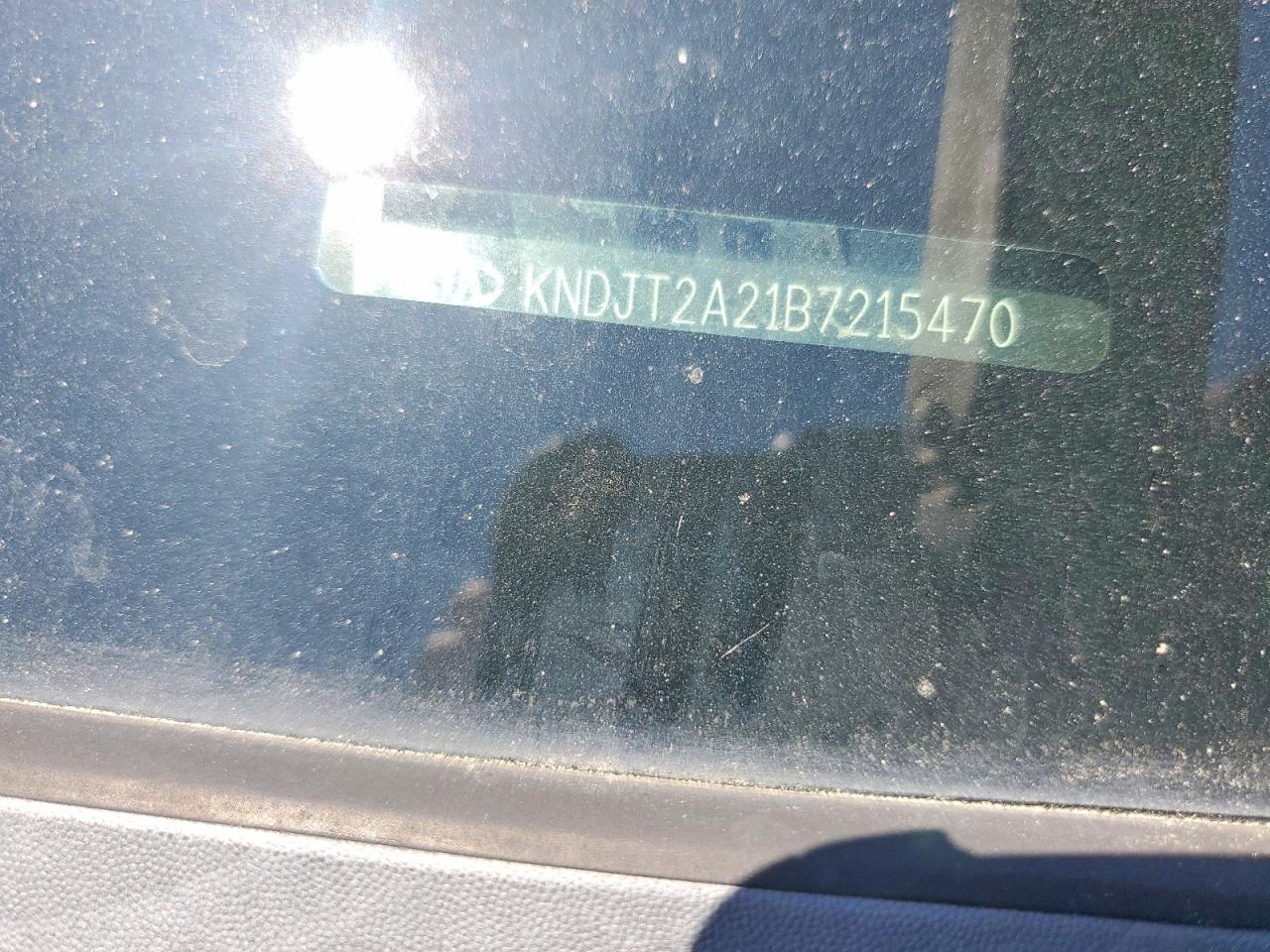 2011 Kia Soul + Green vin: KNDJT2A21B7215470