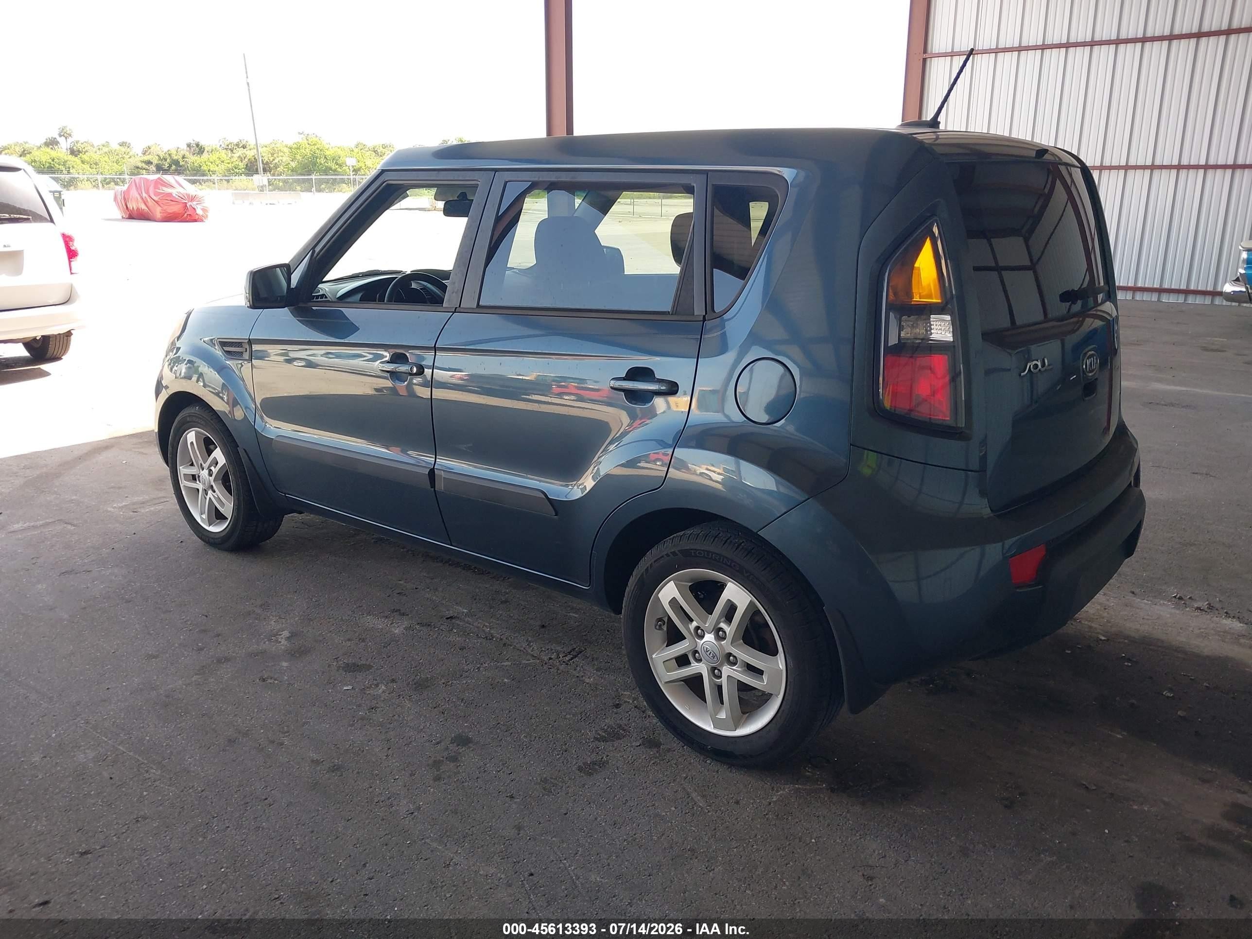 2011 Kia Soul + Gray vin: KNDJT2A21B7236299