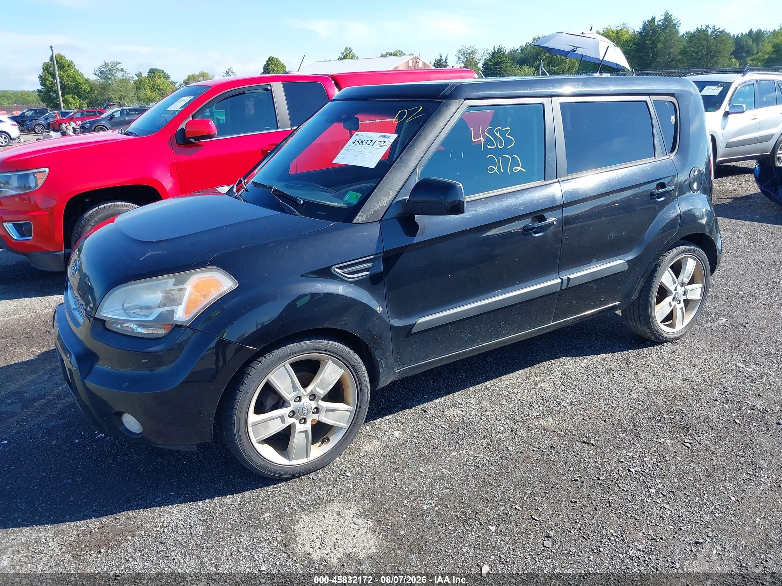 2011 Kia Soul ! Black vin: KNDJT2A21B7273790