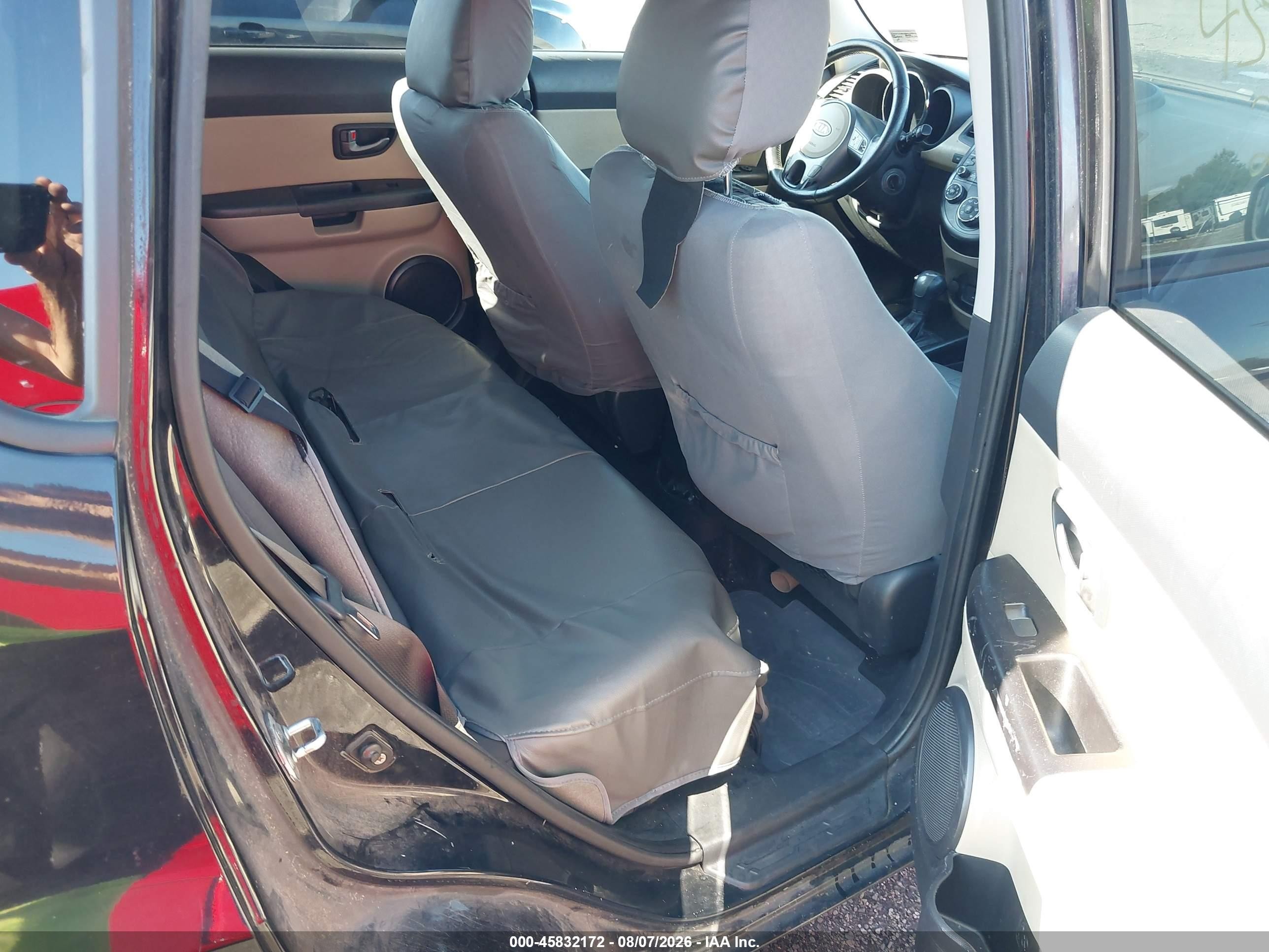 2011 Kia Soul ! Black vin: KNDJT2A21B7273790