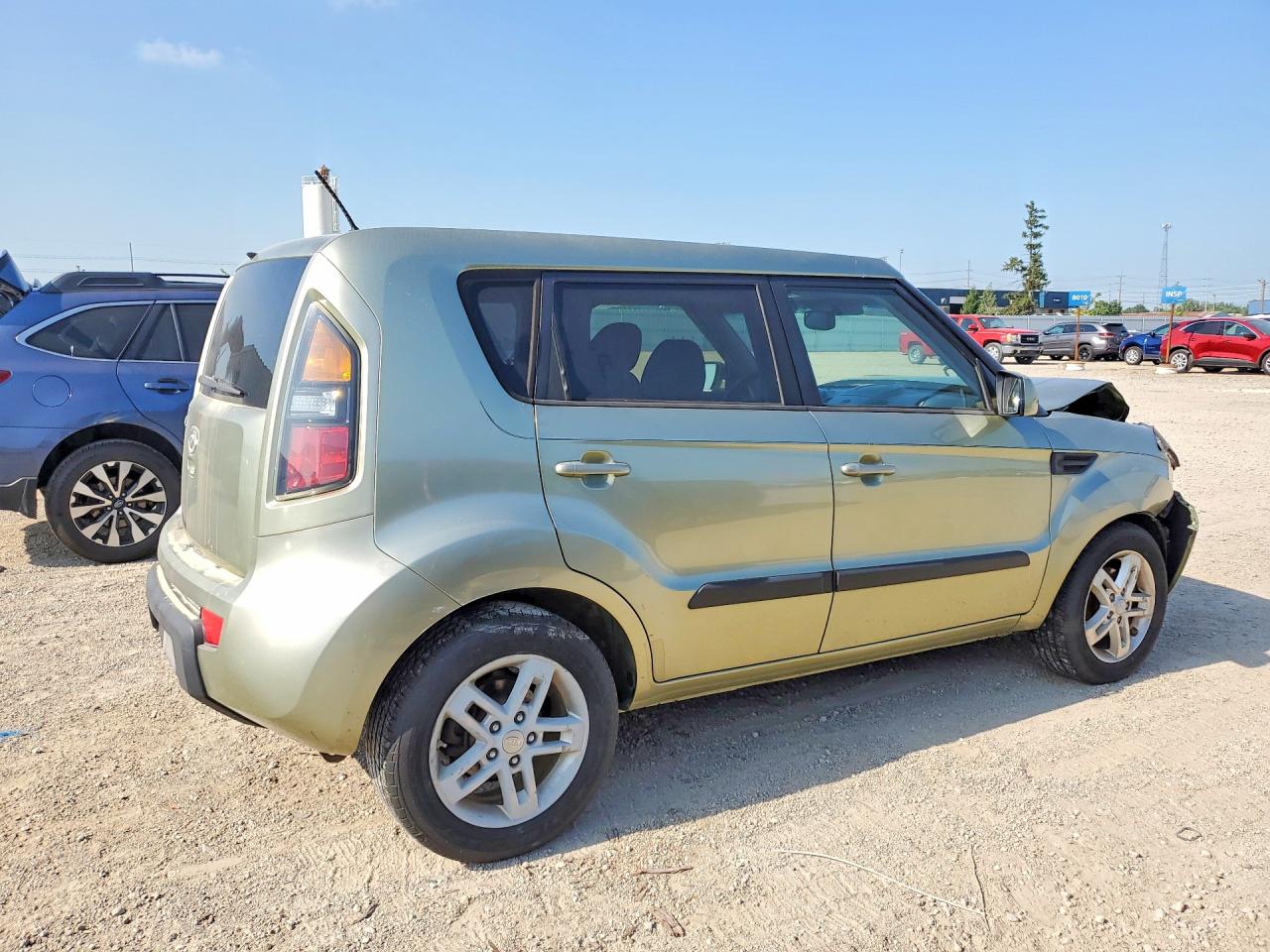 2011 Kia Soul Green vin: KNDJT2A21B7278522